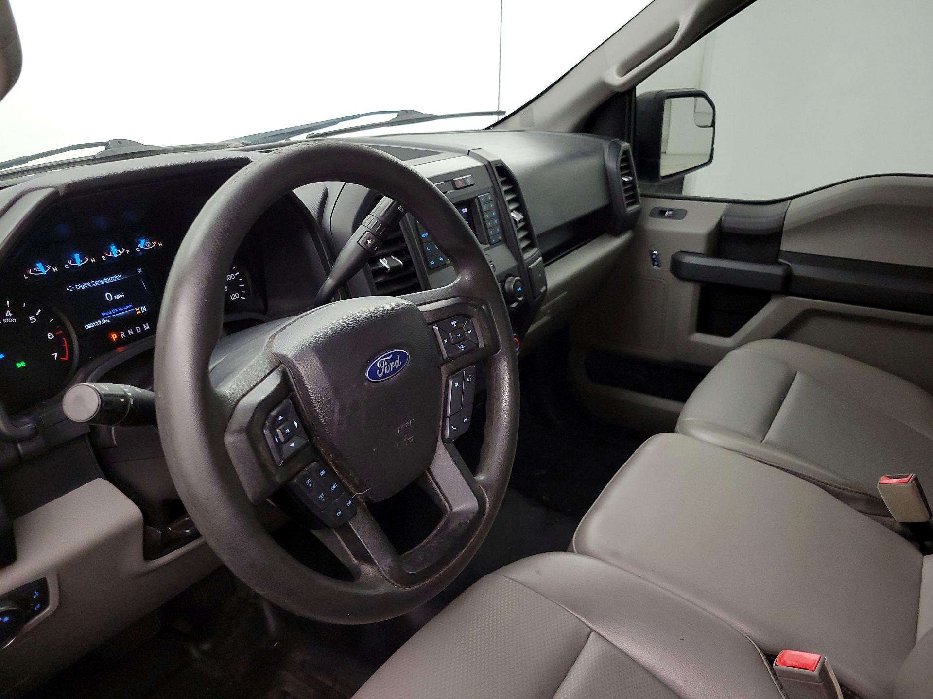 Thumbnail: 2018 Ford F-150 - 9