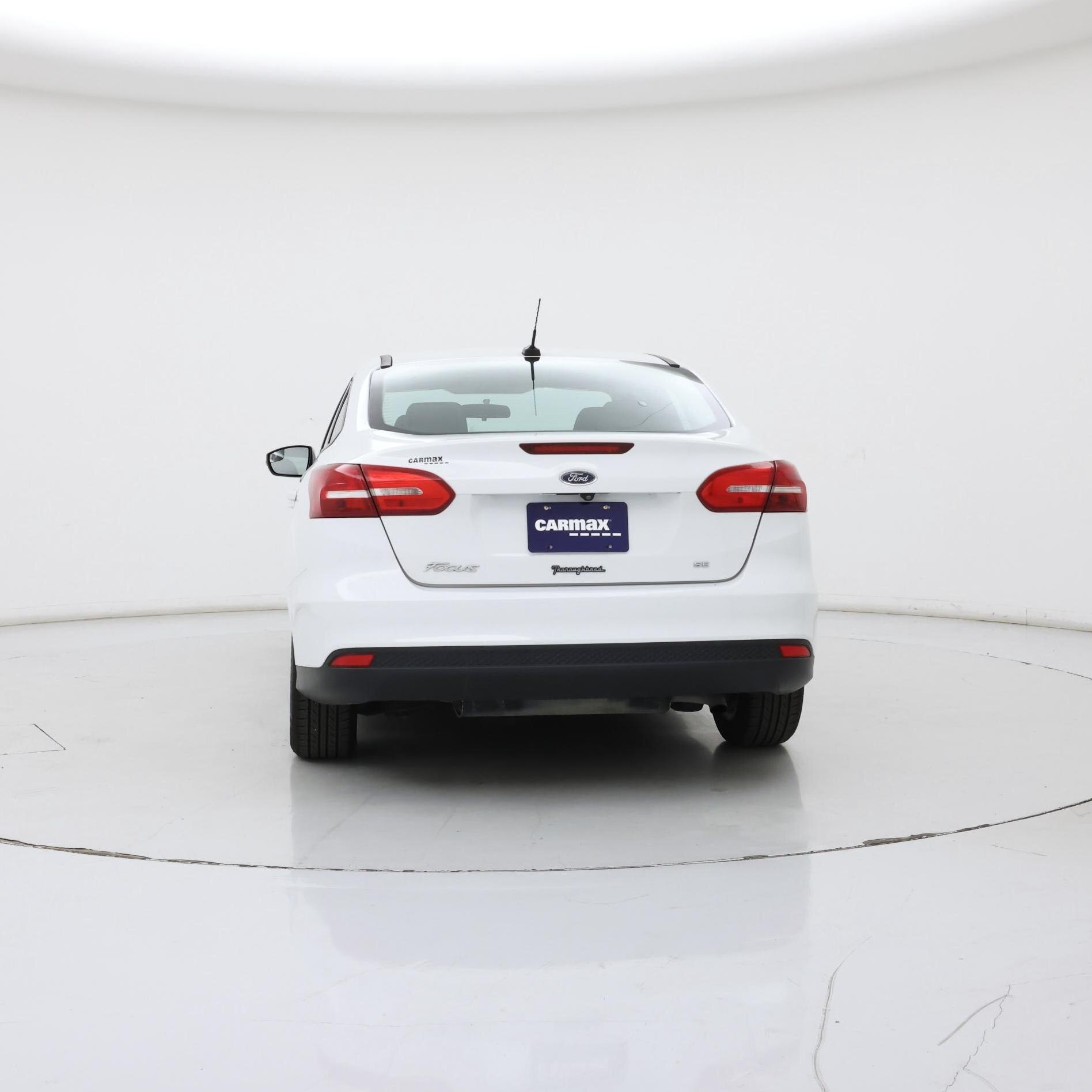Thumbnail: 2017 Ford Focus - 6