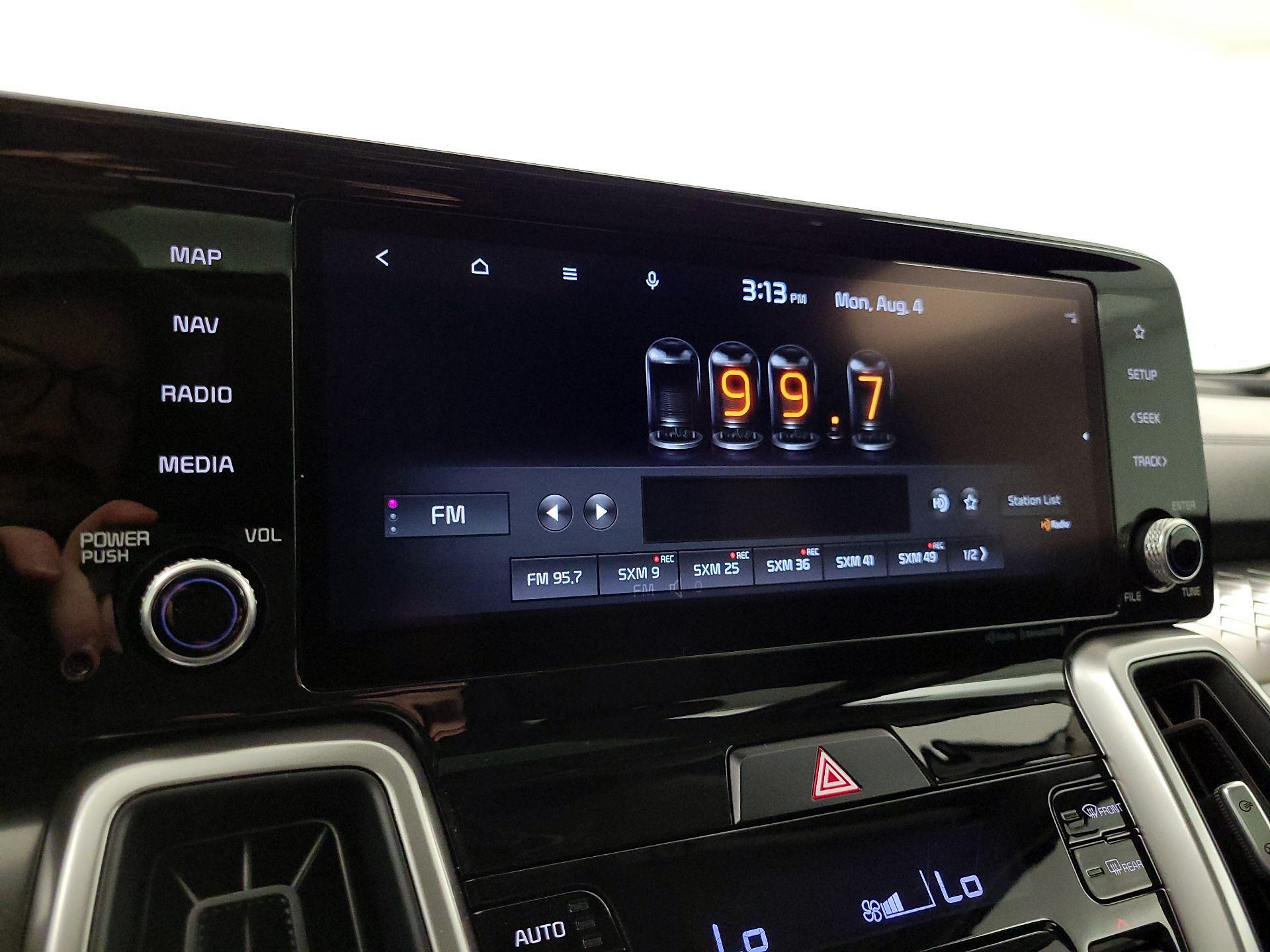 Thumbnail: 2022 Kia Sorento - 16