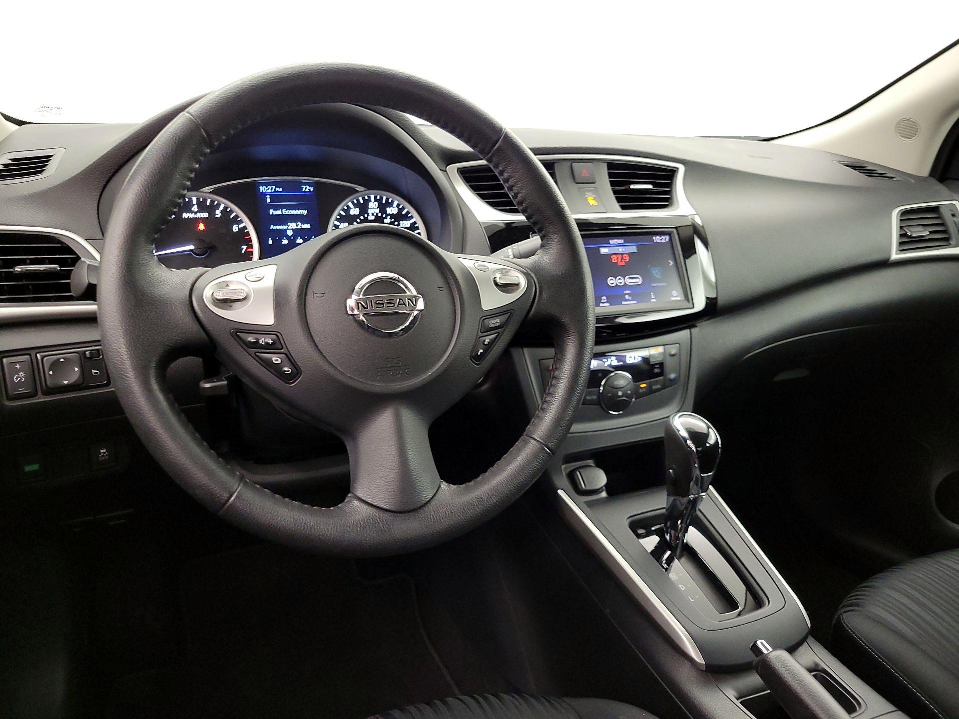 Thumbnail: 2019 Nissan Sentra - 9