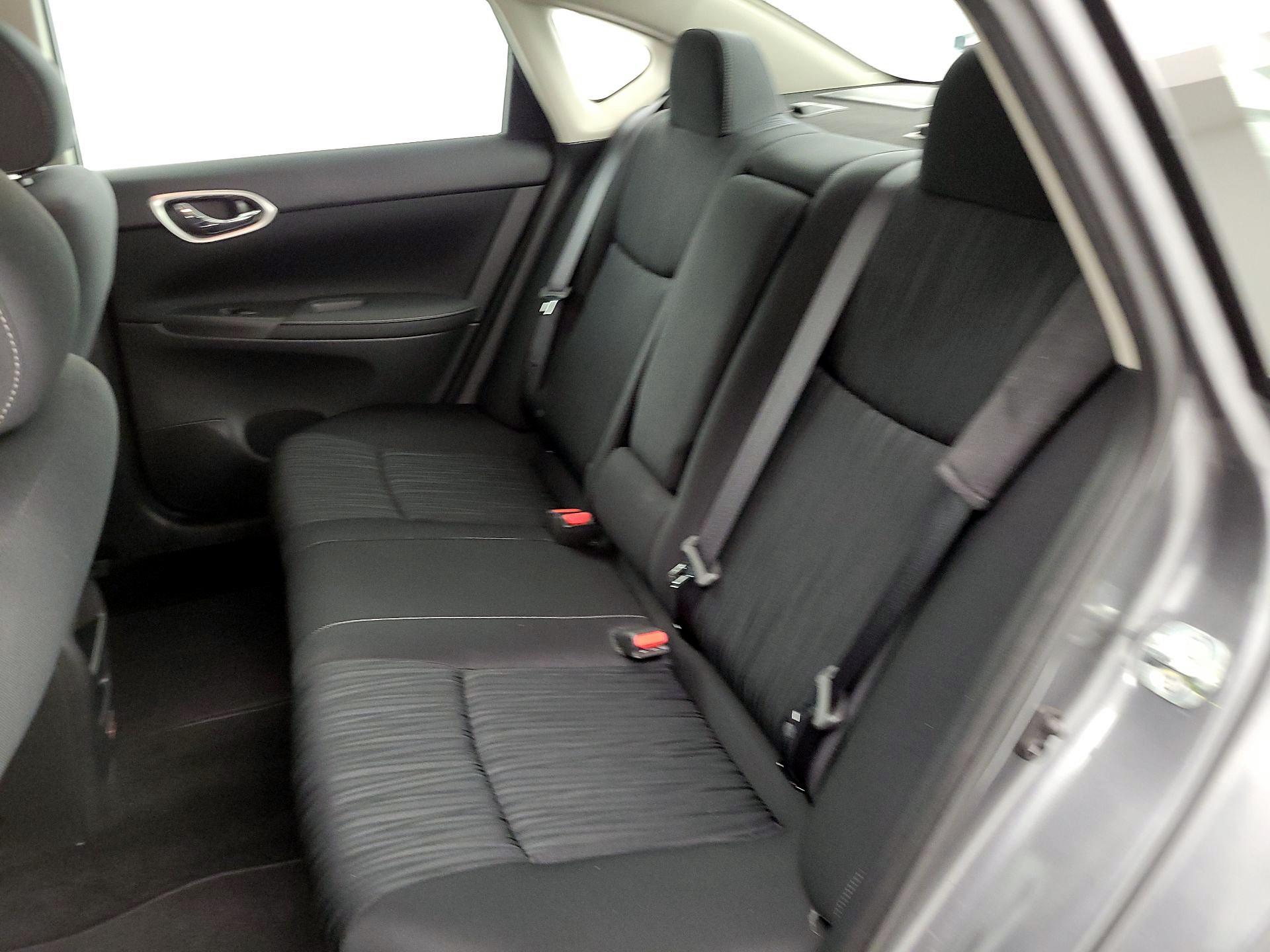 Thumbnail: 2019 Nissan Sentra - 19