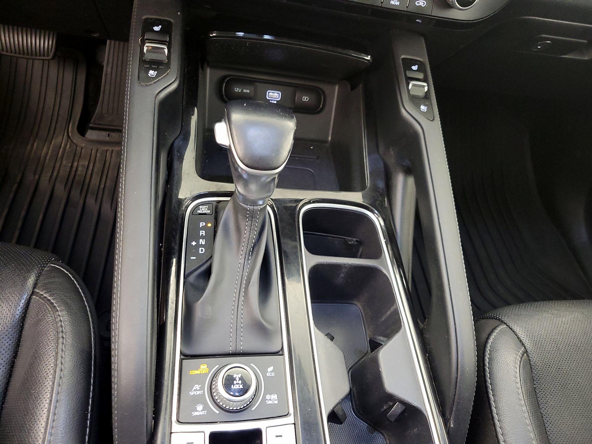 Thumbnail: 2020 Kia Telluride - 18