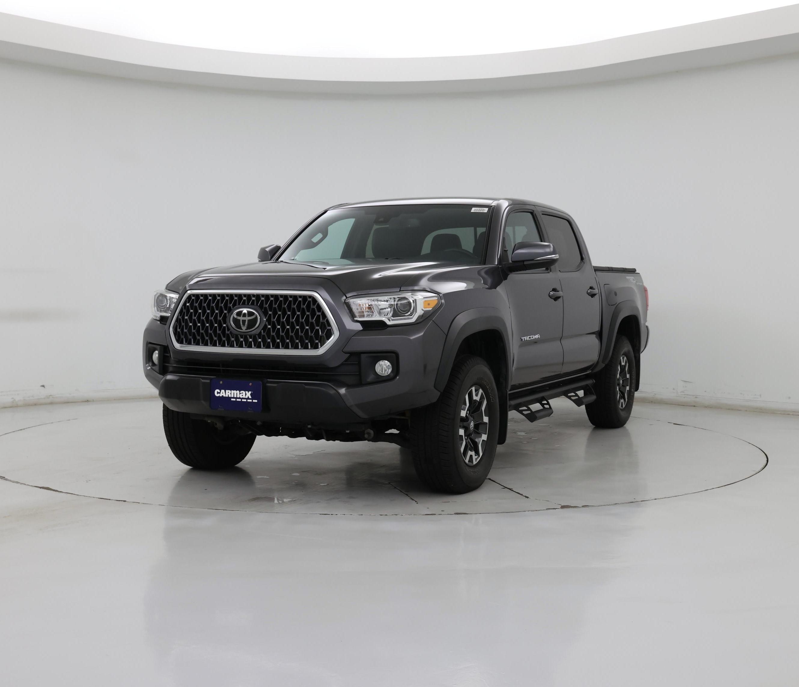 Thumbnail: 2019 Toyota Tacoma - 4
