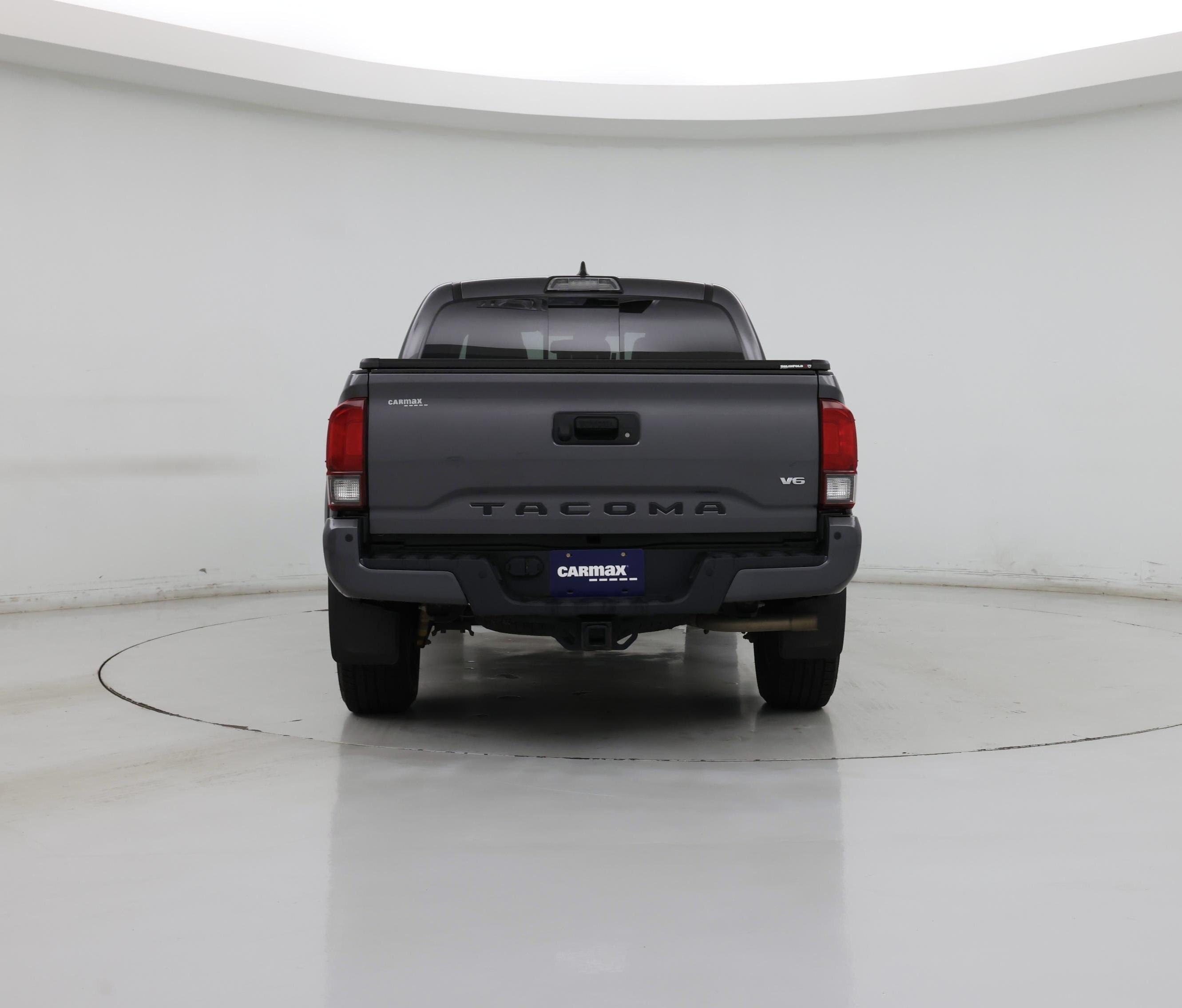 Thumbnail: 2019 Toyota Tacoma - 6