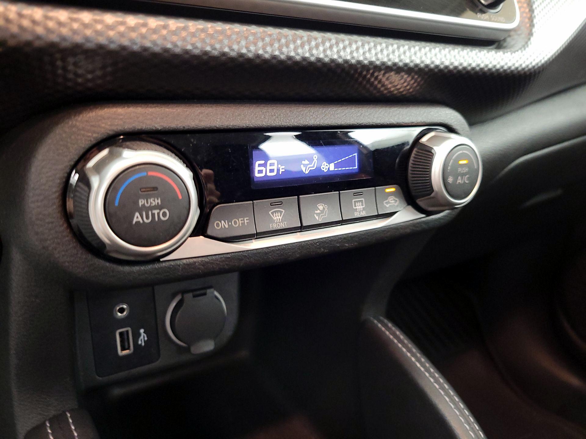 Thumbnail: 2020 Nissan Kicks - 14