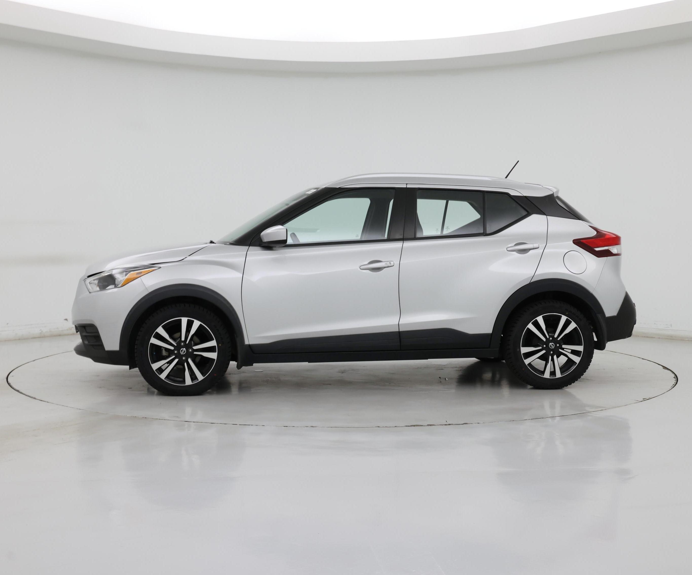 Thumbnail: 2020 Nissan Kicks - 3