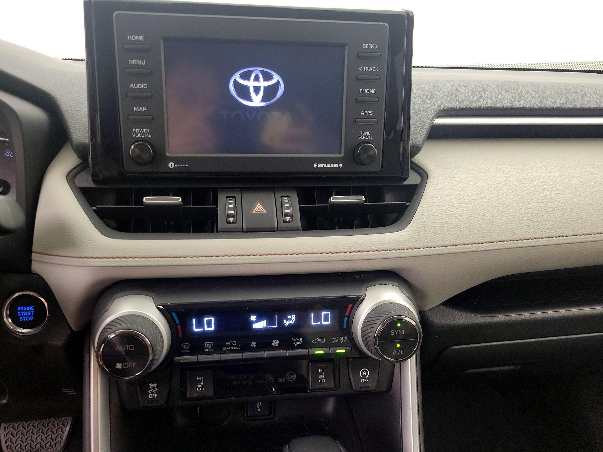 Thumbnail: 2021 Toyota RAV4 - 15