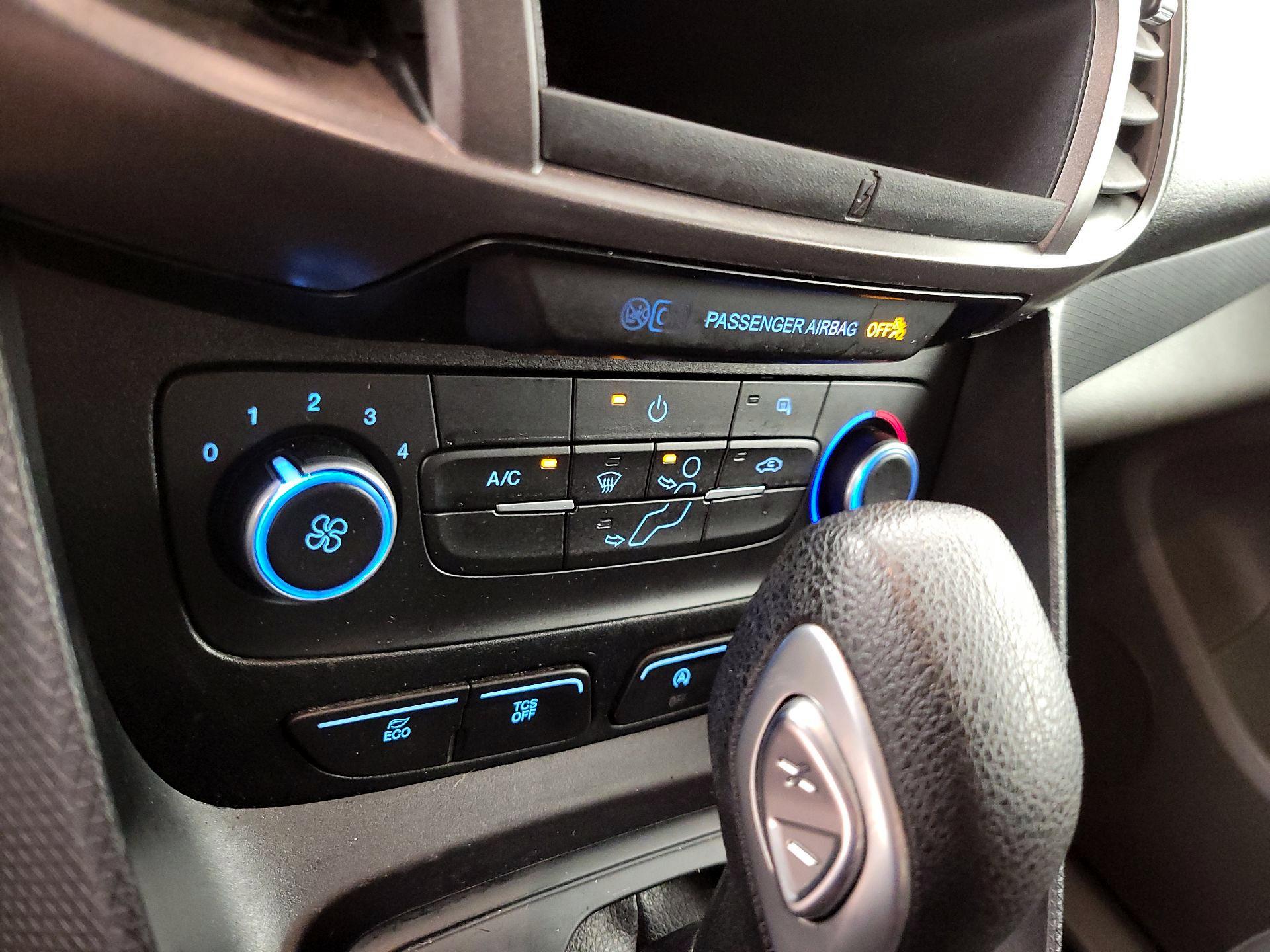 Thumbnail: 2020 Ford Transit Series - 16