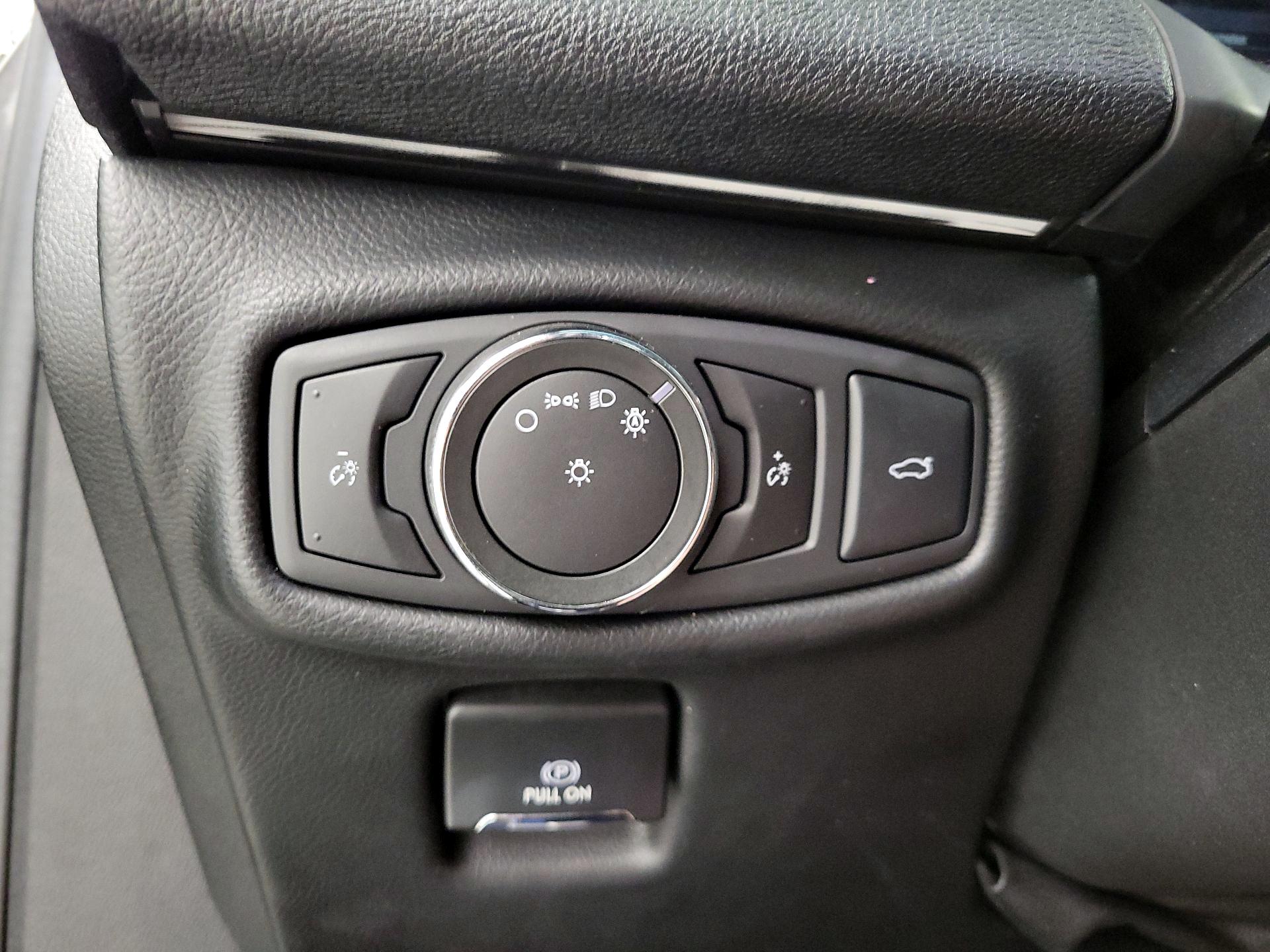 Thumbnail: 2017 Lincoln MKZ - 13