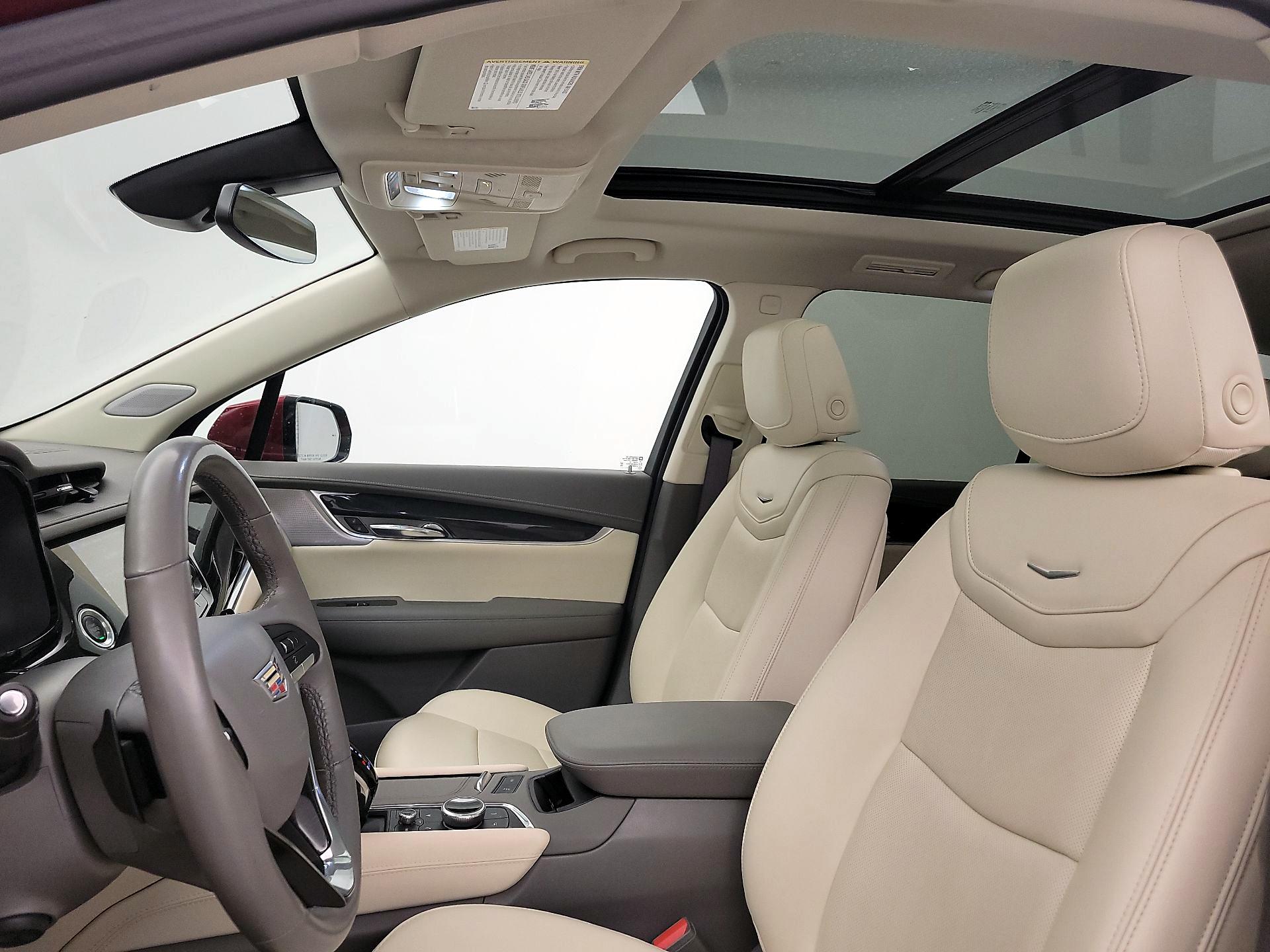 Thumbnail: 2023 Cadillac XT6 - 20
