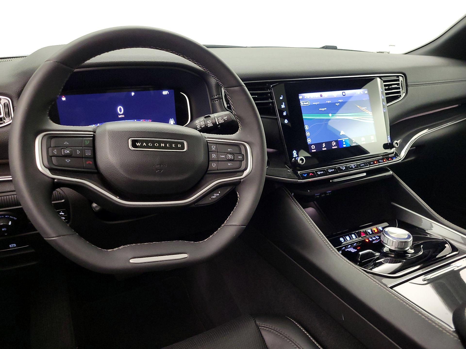 Thumbnail: 2023 Jeep Wagoneer - 9