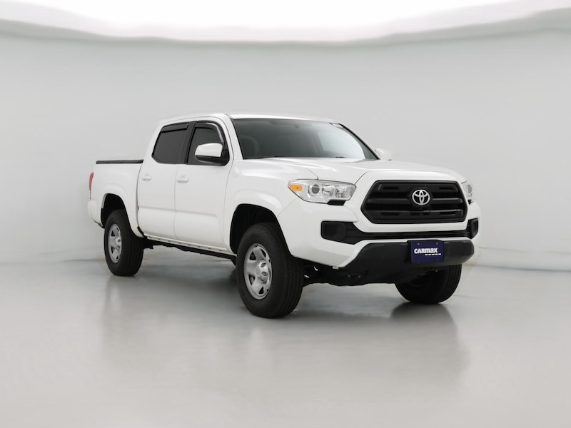 2017 Toyota Tacoma SR