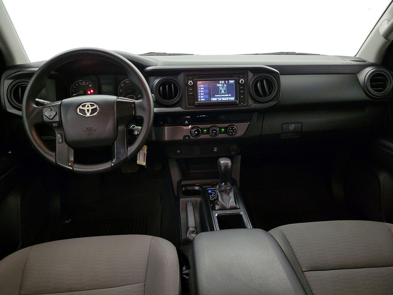 Image of 2017 Toyota Tacoma SR5