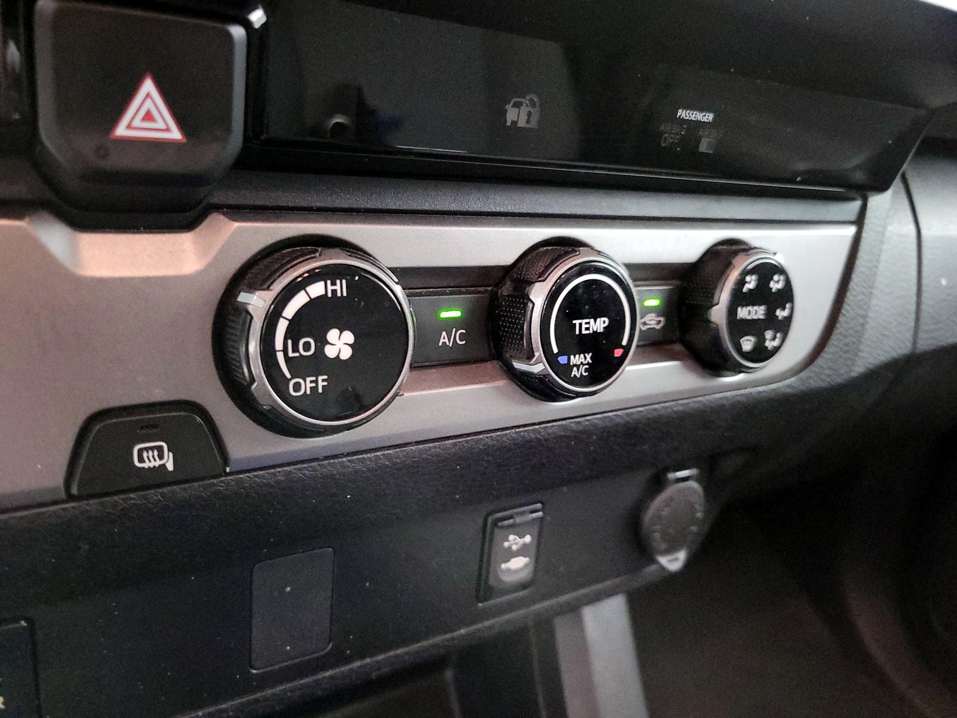 Thumbnail: 2017 Toyota Tacoma - 16