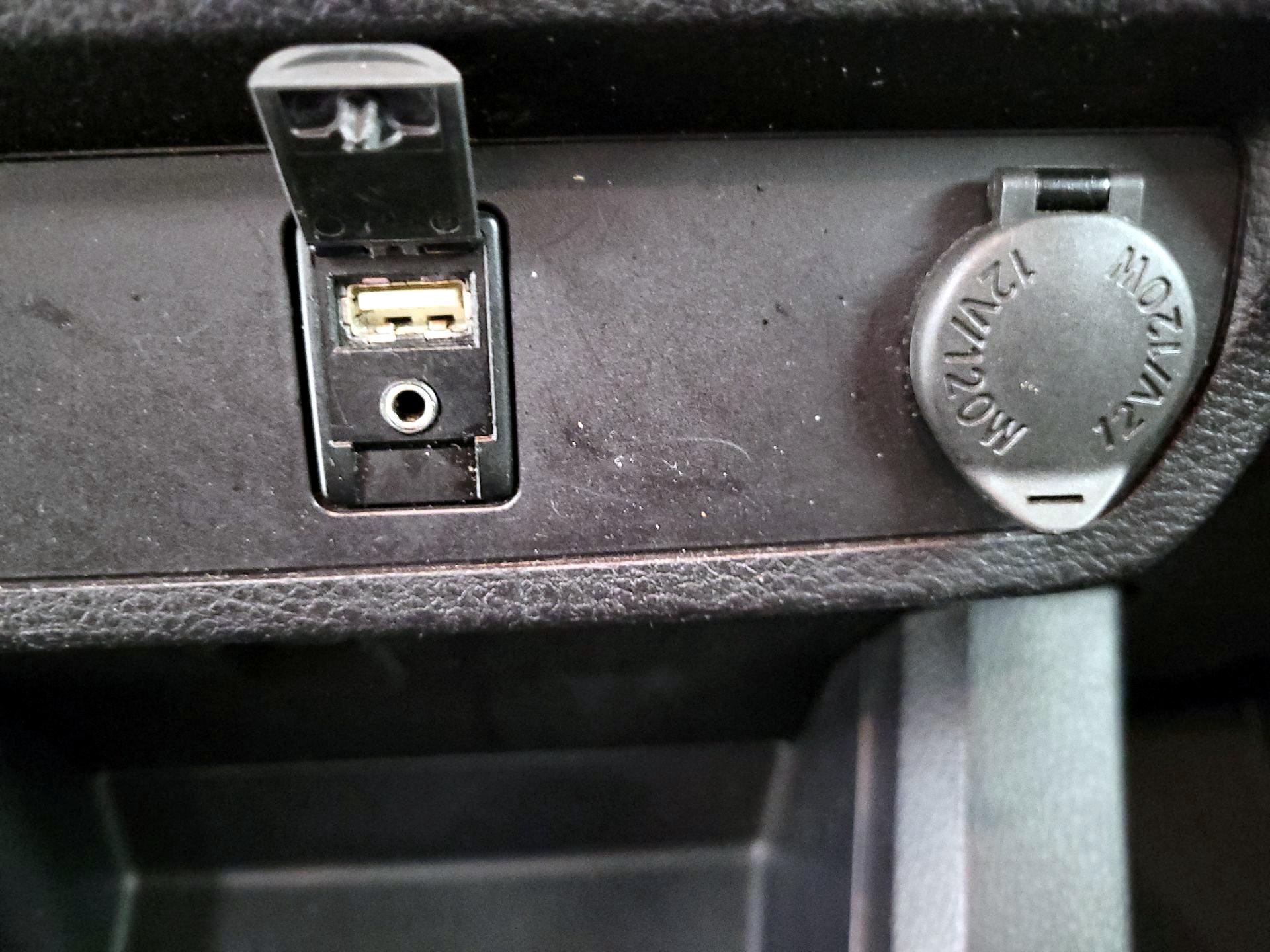 Thumbnail: 2017 Toyota Tacoma - 18