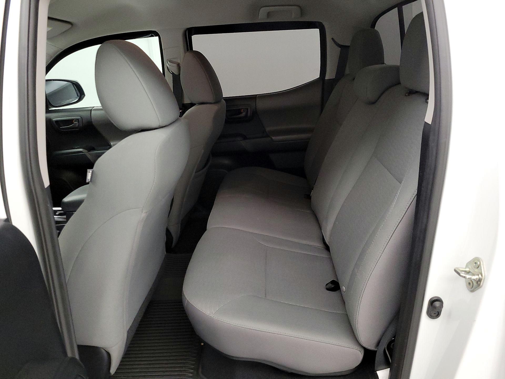 Thumbnail: 2017 Toyota Tacoma - 19