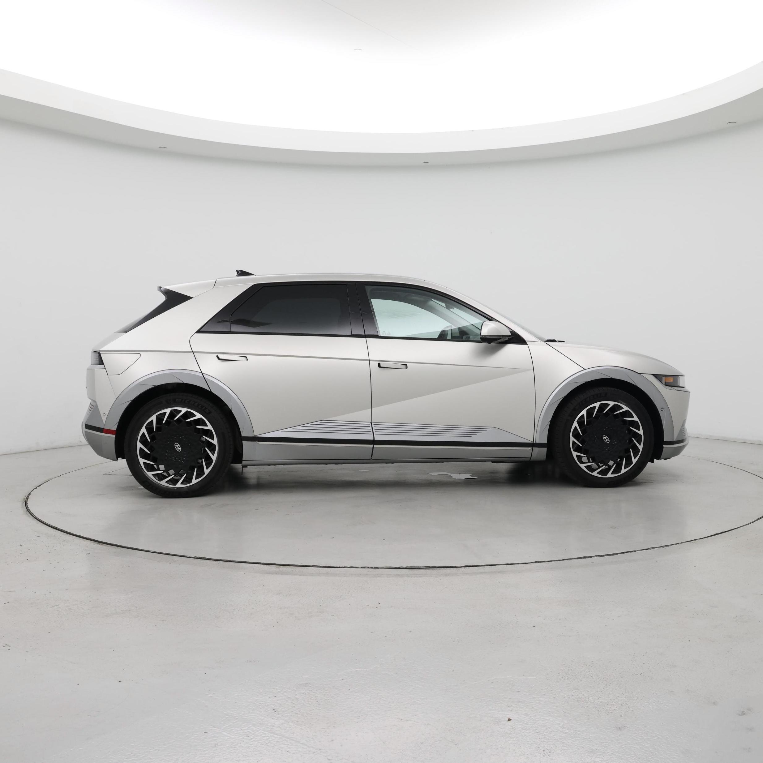 Thumbnail: 2024 Hyundai Ioniq 5 - 7