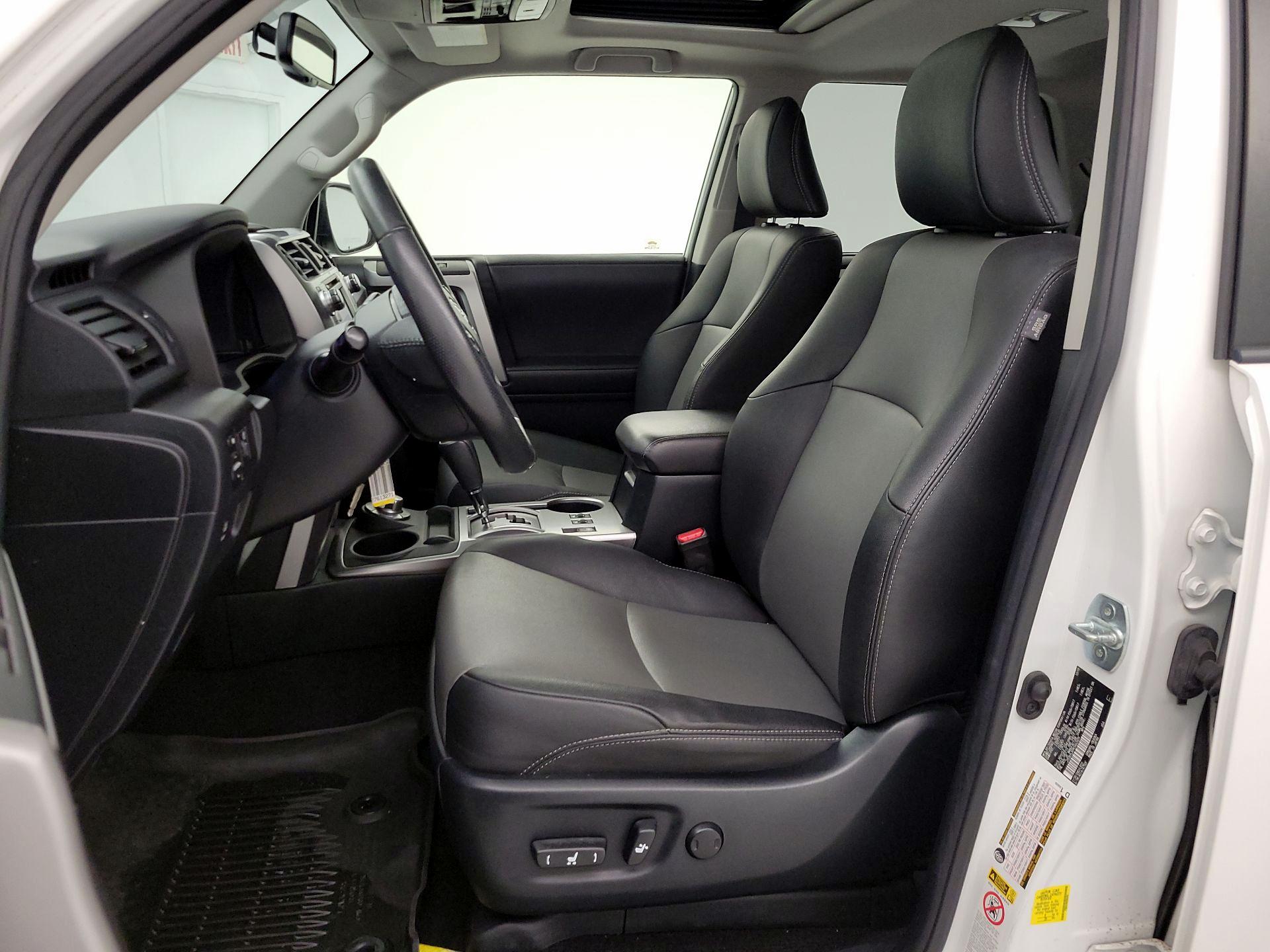 Thumbnail: 2019 Toyota 4Runner - 11