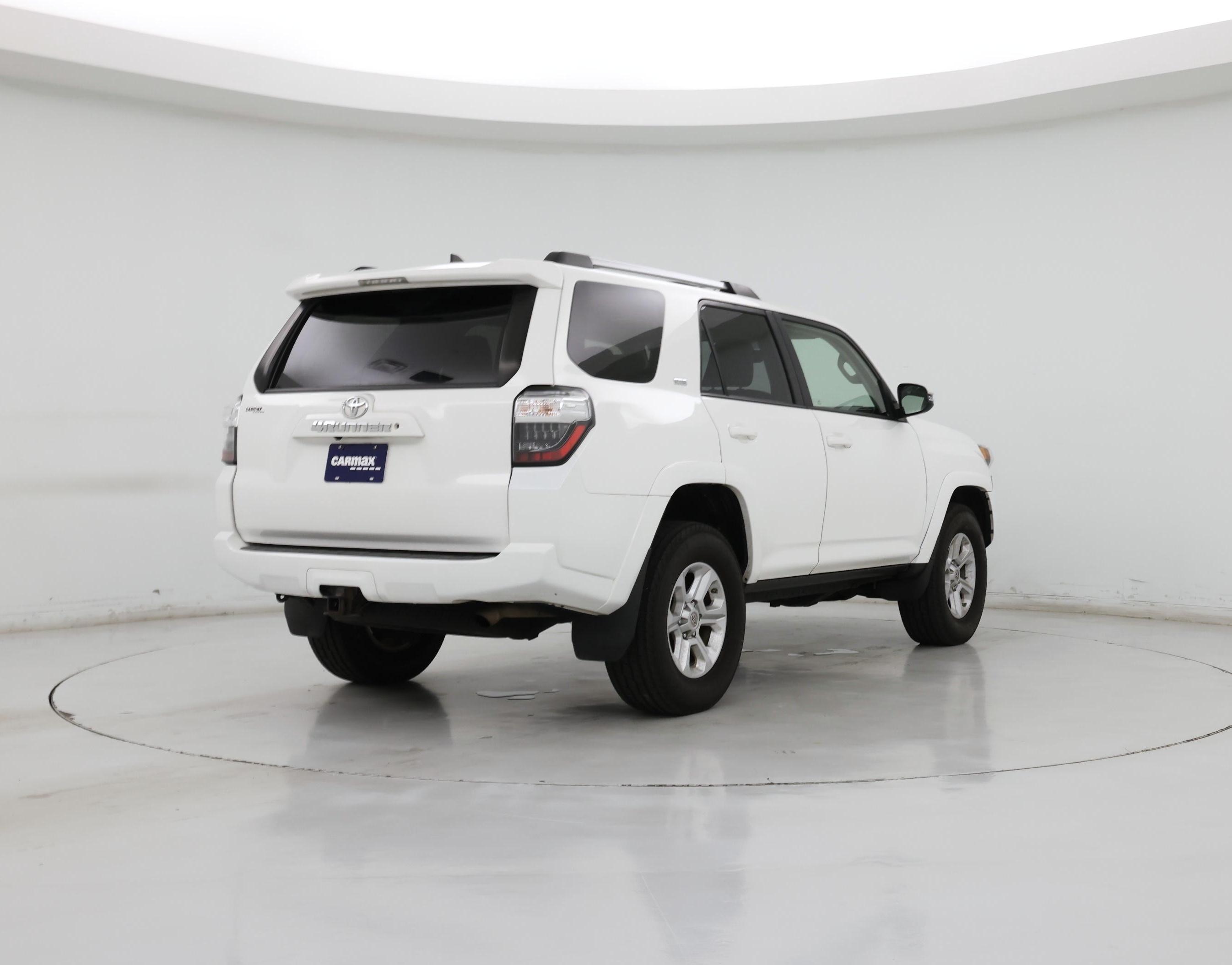 Thumbnail: 2019 Toyota 4Runner - 8