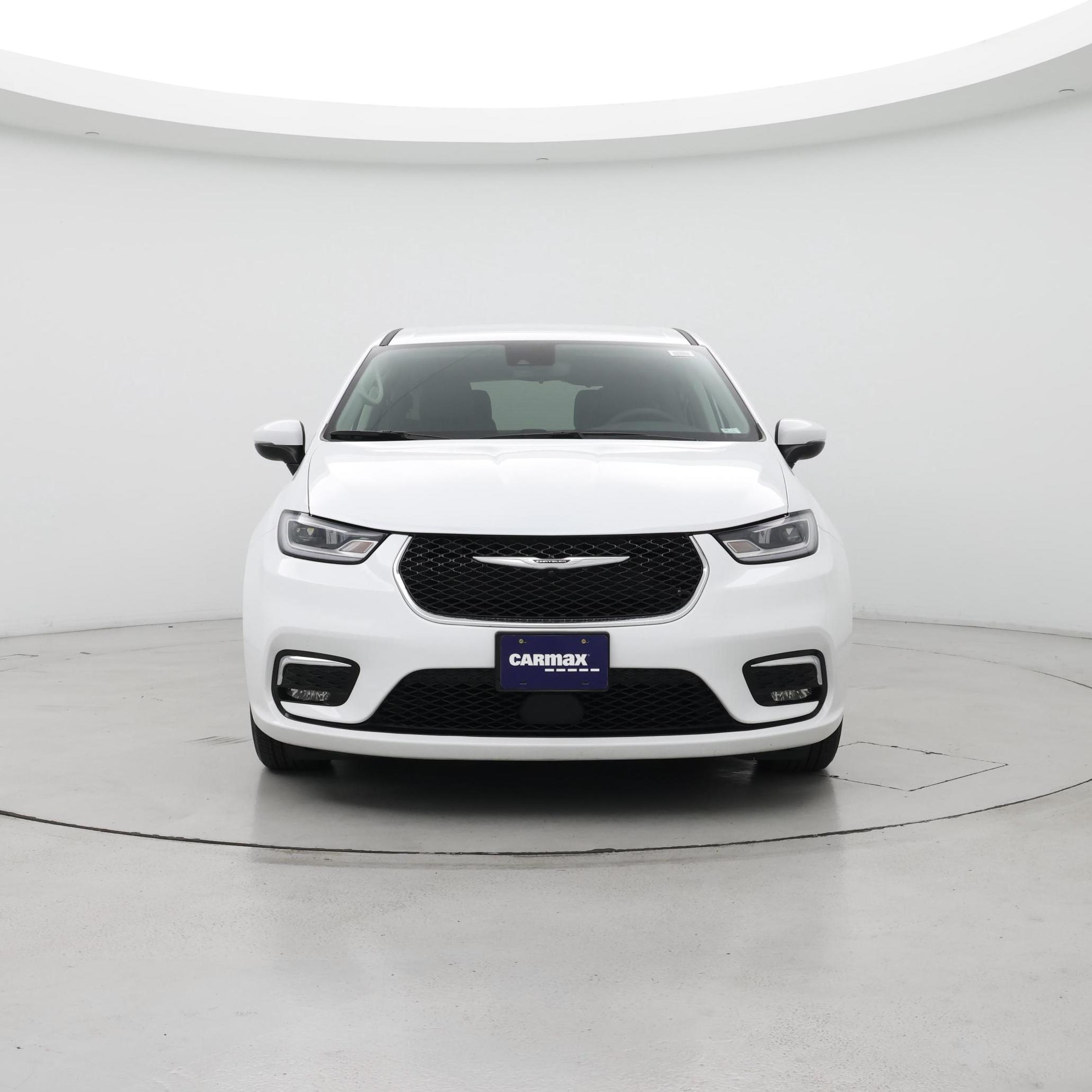 Thumbnail: 2023 Chrysler Pacifica - 5