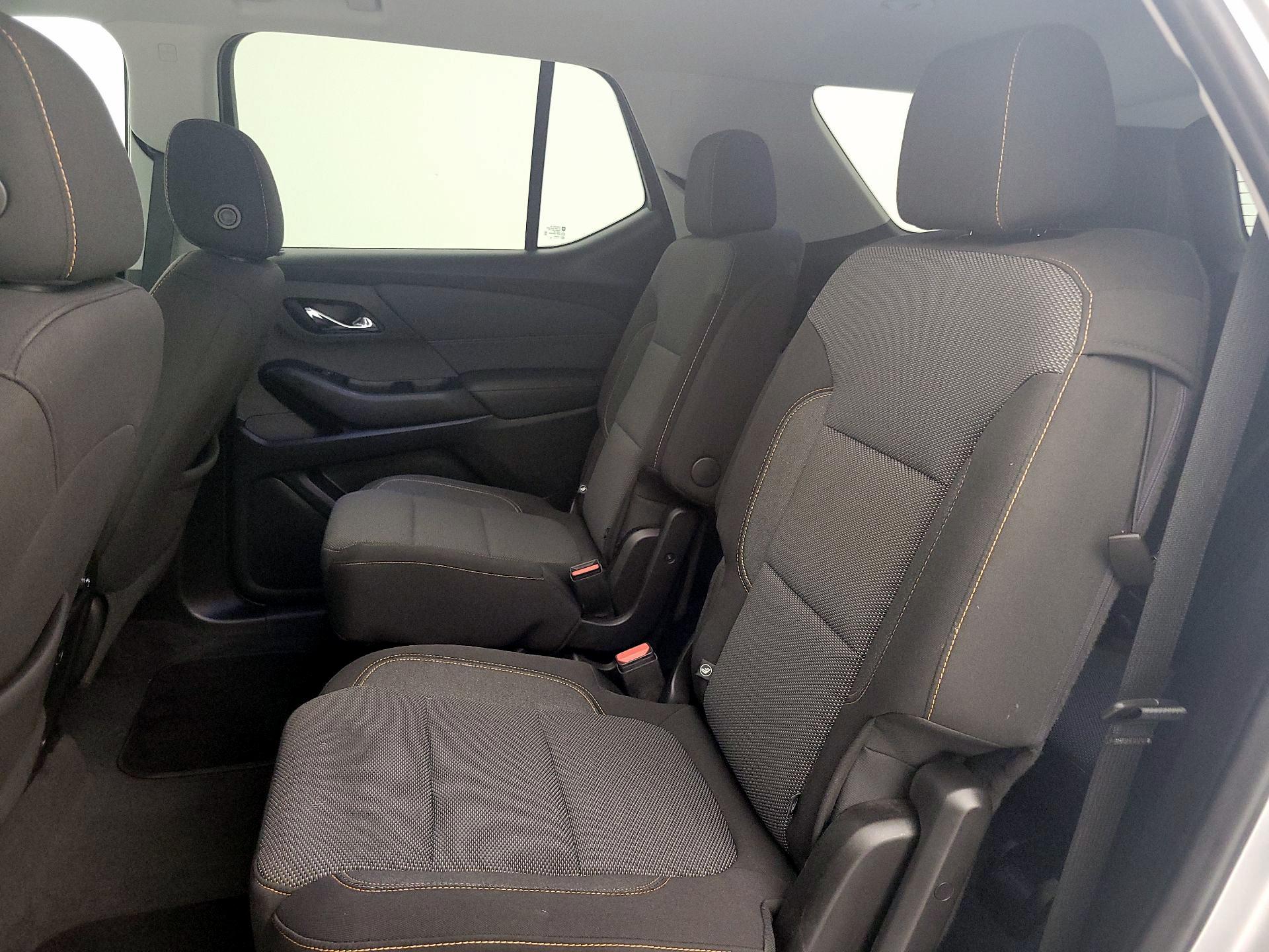 Thumbnail: 2020 Chevrolet Traverse - 19