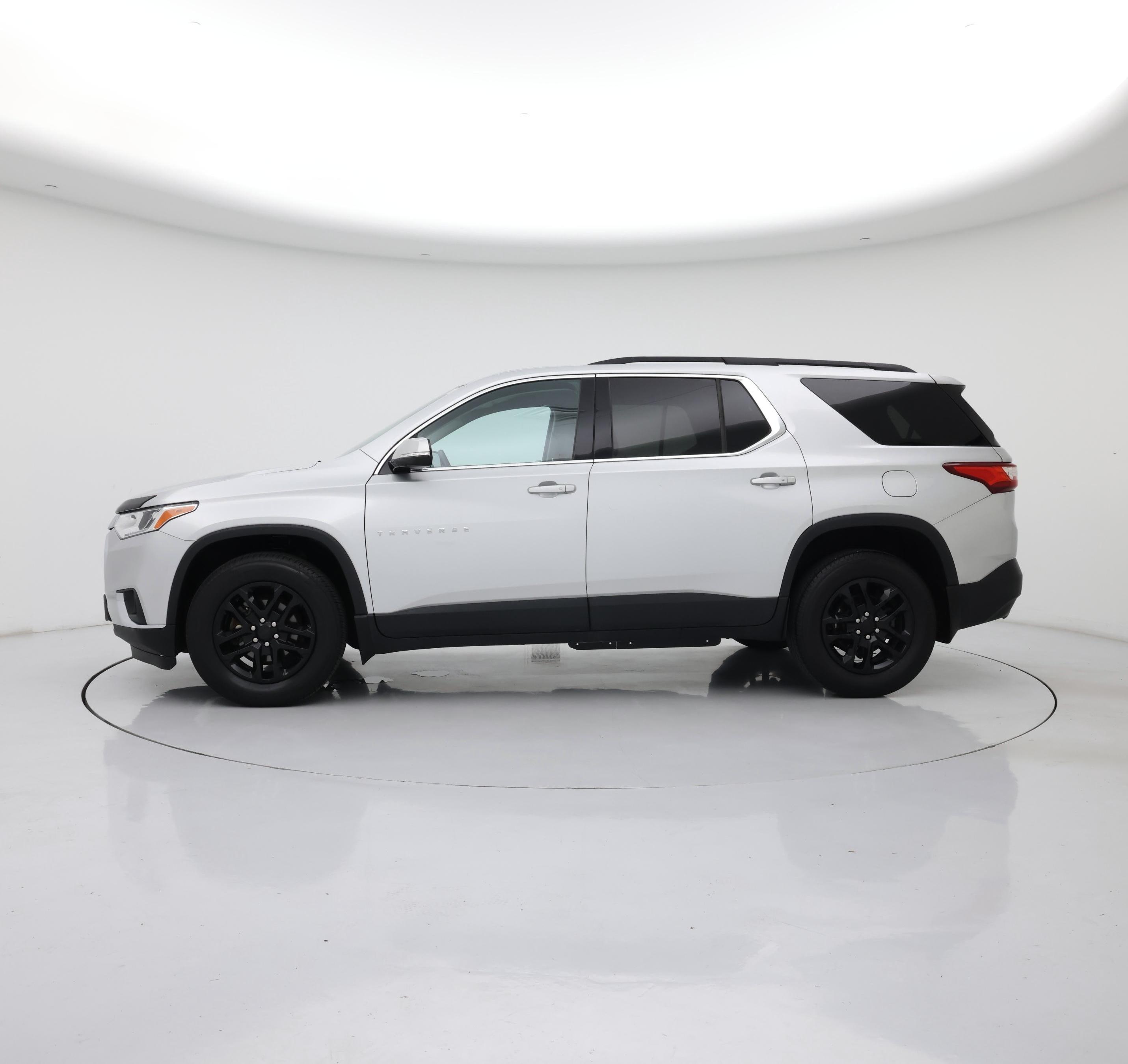 Thumbnail: 2020 Chevrolet Traverse - 3