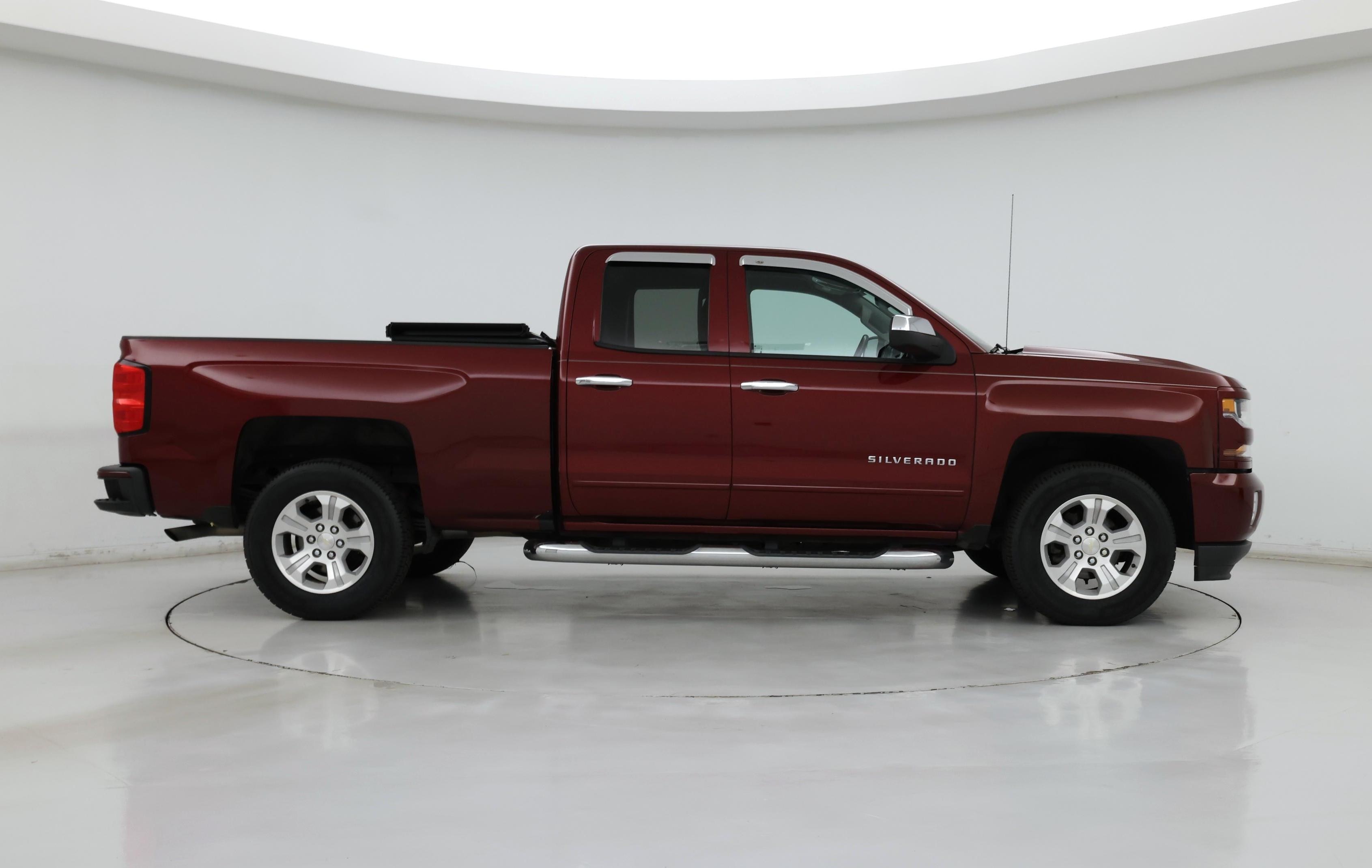 Thumbnail: 2017 Chevrolet Silverado 1500 - 7