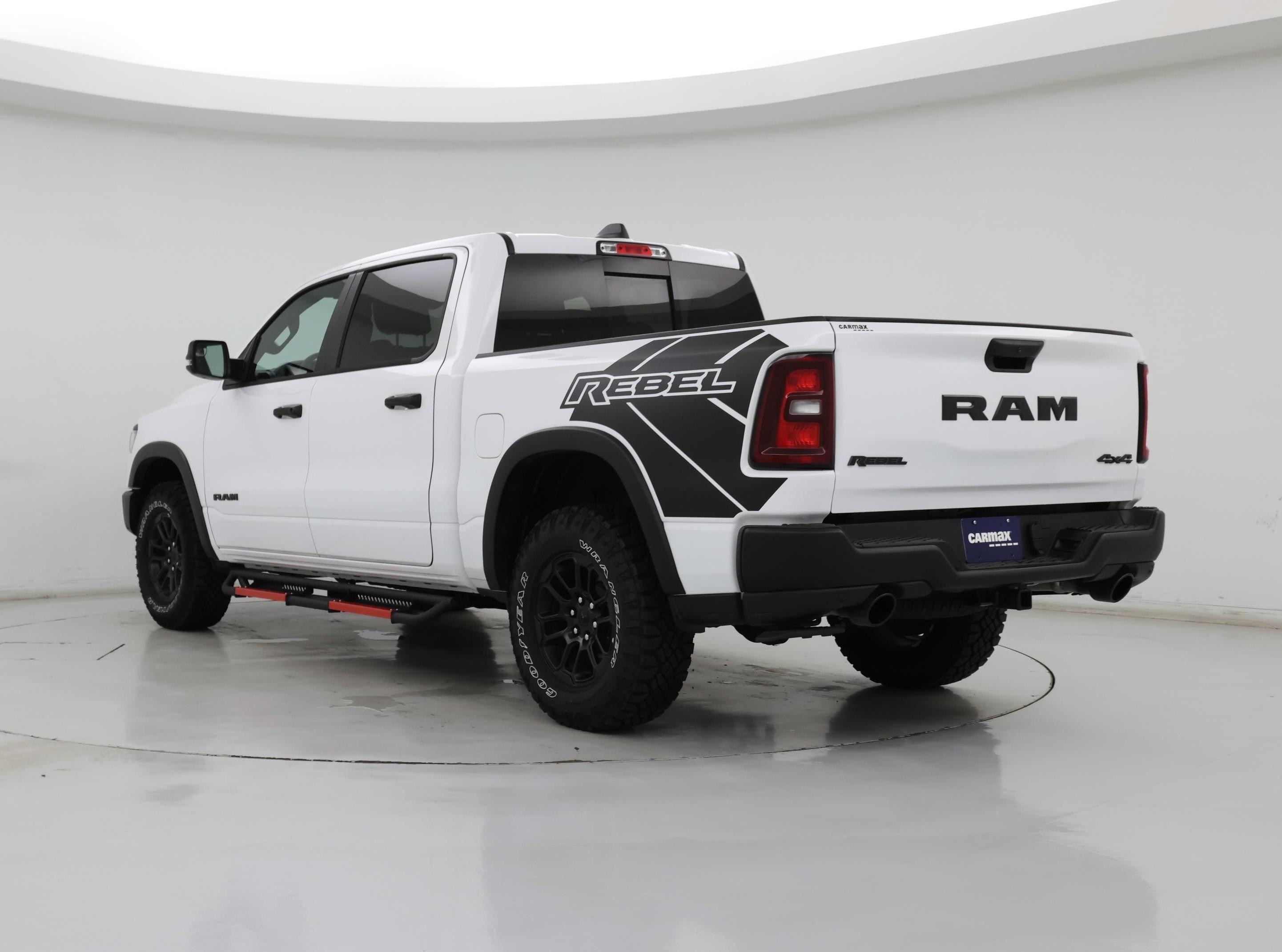 Thumbnail: 2025 RAM 1500 - 2