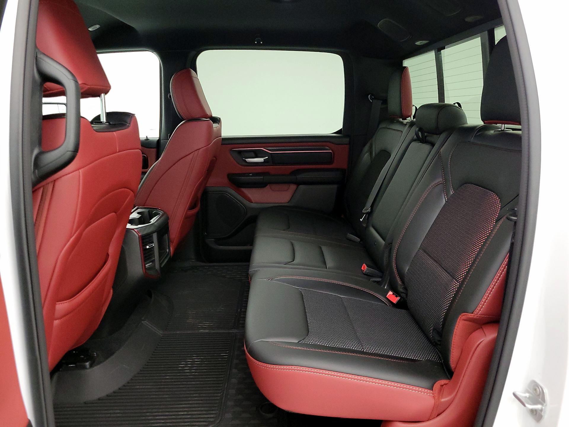 Thumbnail: 2025 RAM 1500 - 19
