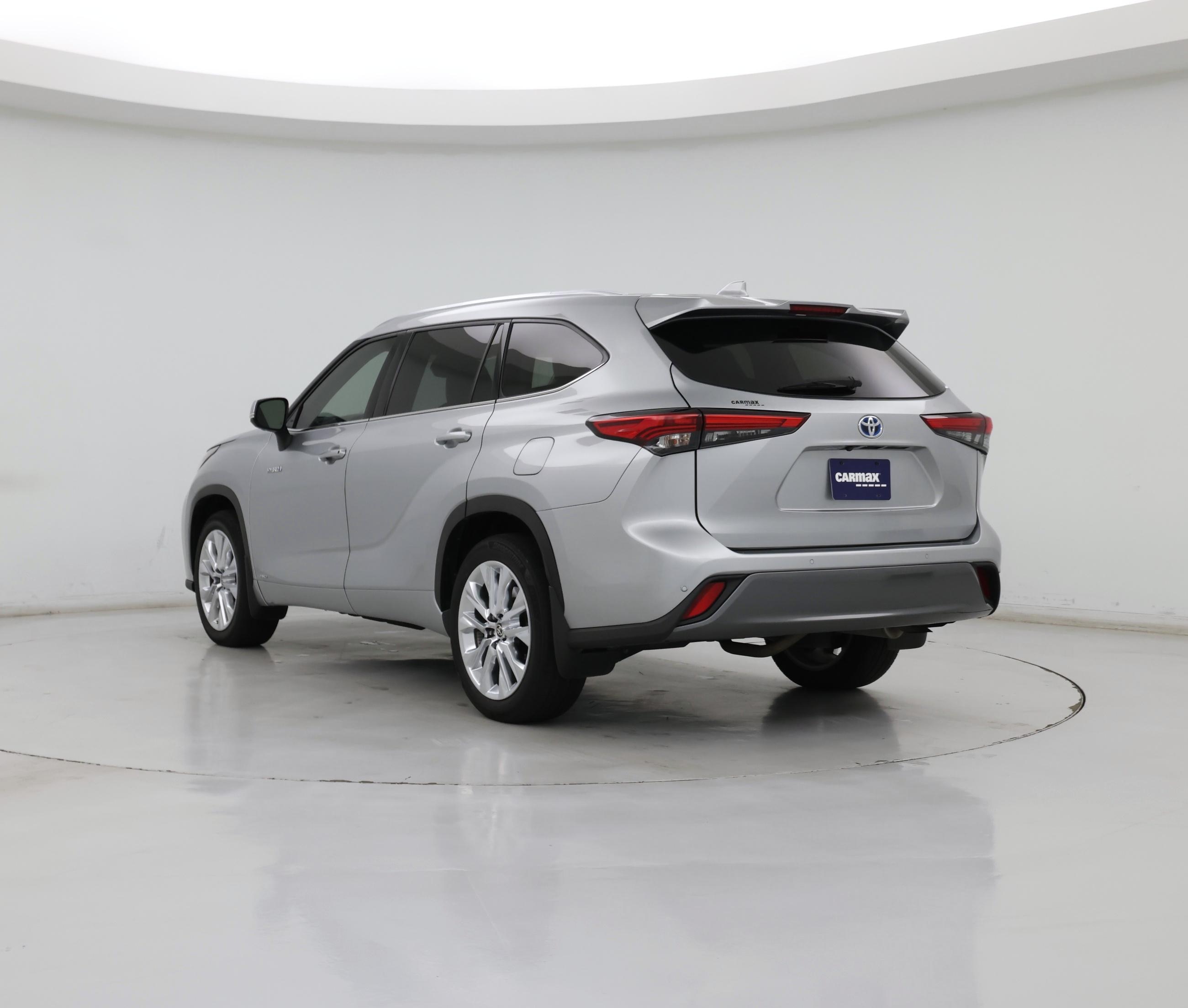 Thumbnail: 2021 Toyota Highlander - 2