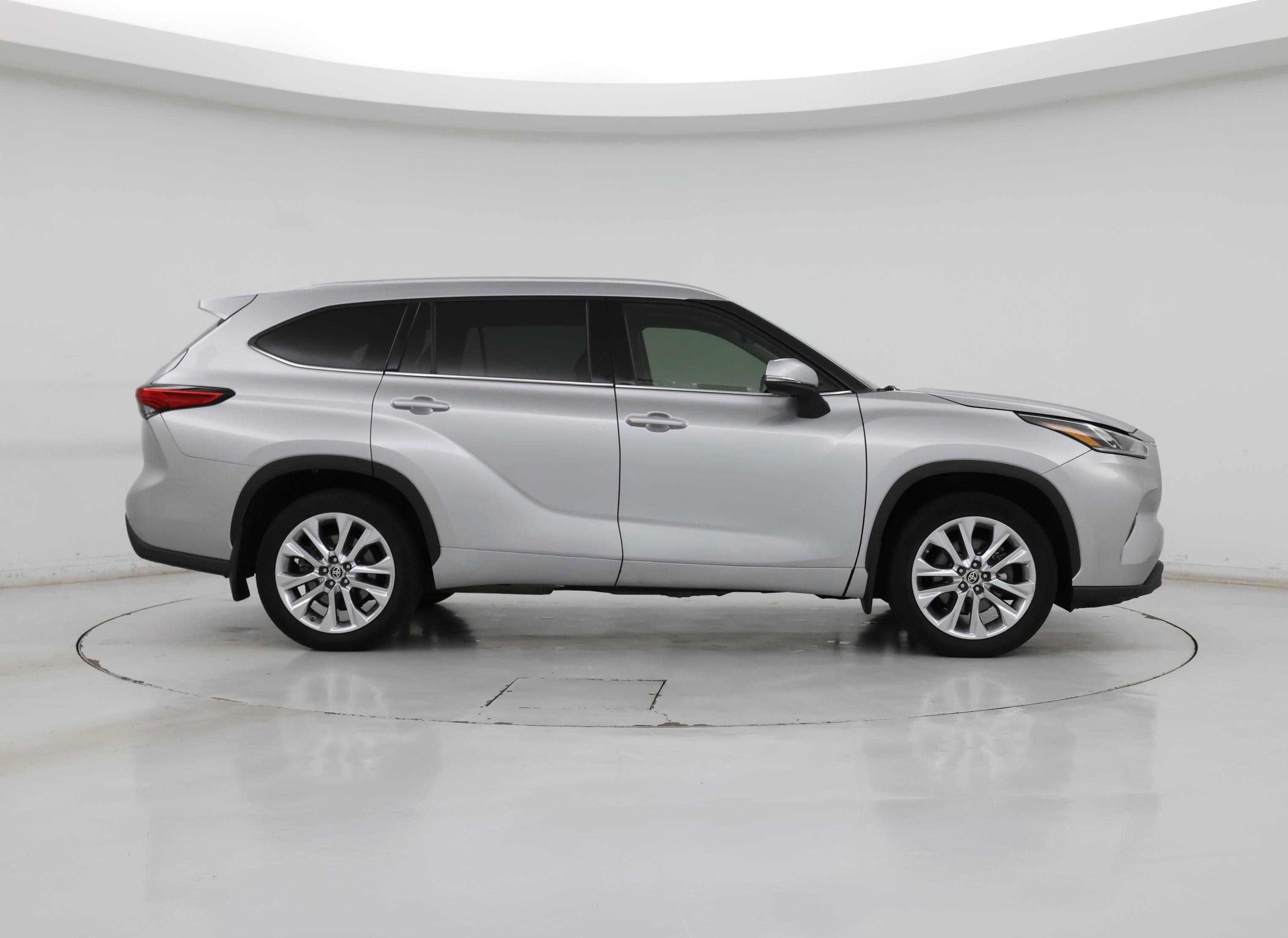 Thumbnail: 2021 Toyota Highlander - 7