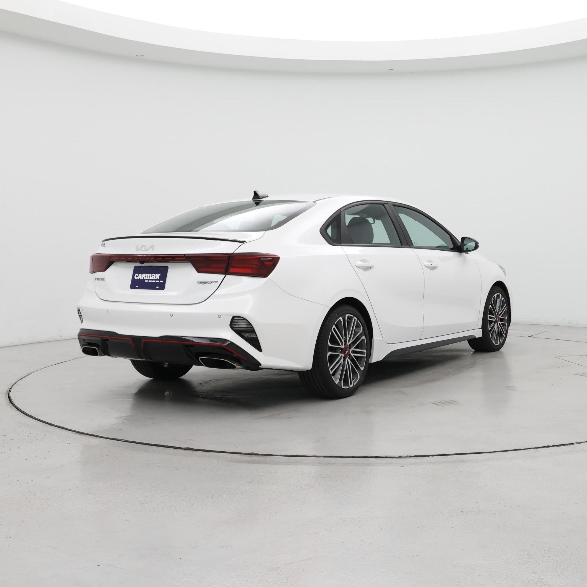Thumbnail: 2023 Kia Forte - 8