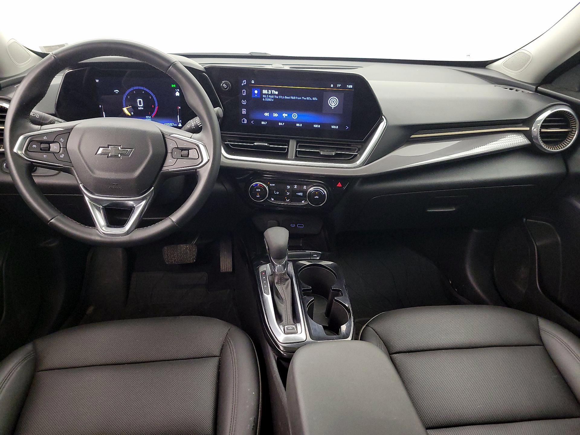 Thumbnail: 2024 Chevrolet Trax - 9
