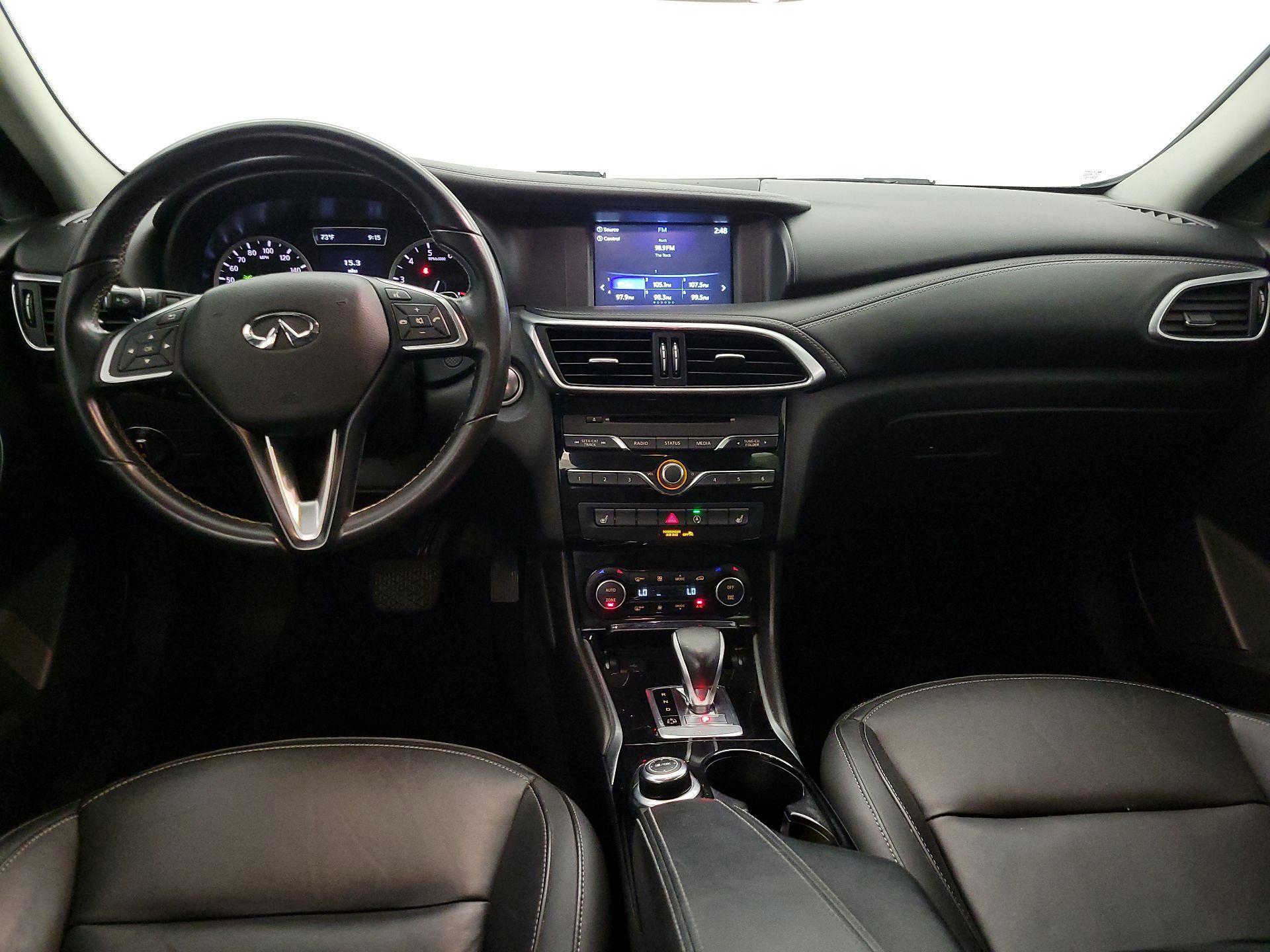 Thumbnail: 2018 INFINITI QX30 - 9