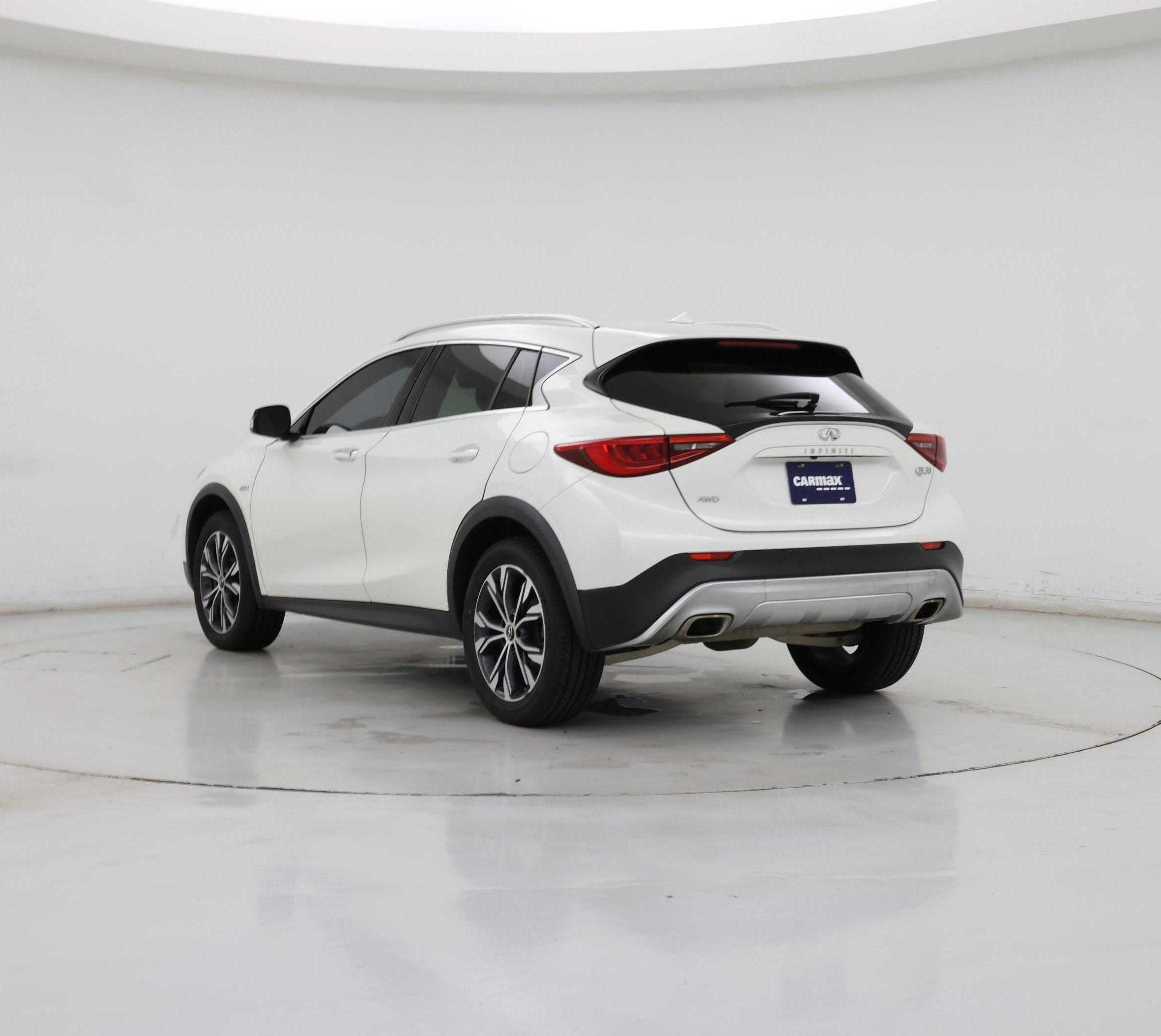Thumbnail: 2018 INFINITI QX30 - 2
