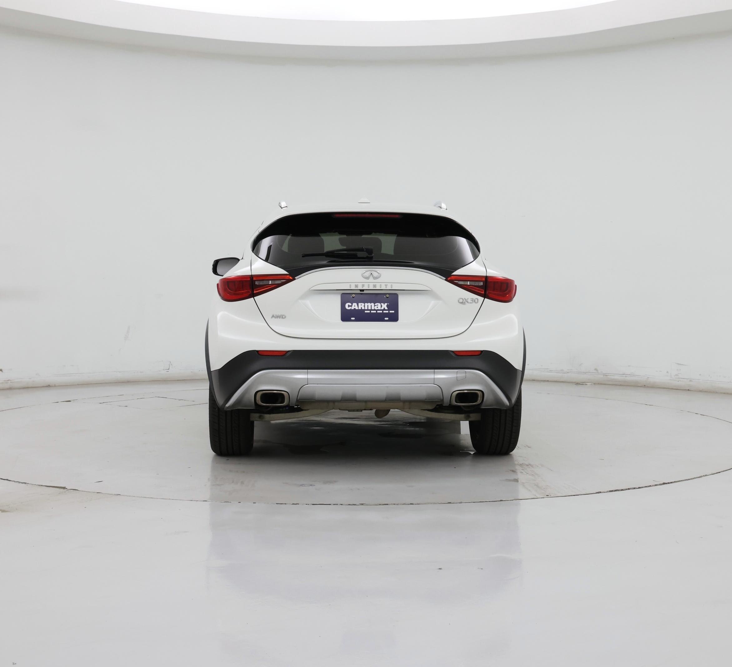 Thumbnail: 2018 INFINITI QX30 - 6