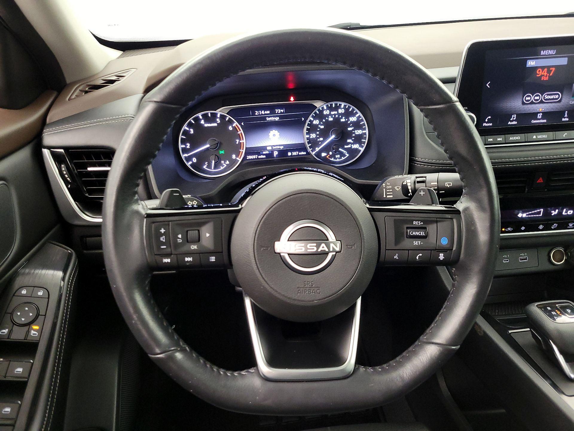Thumbnail: 2022 Nissan Rogue - 10