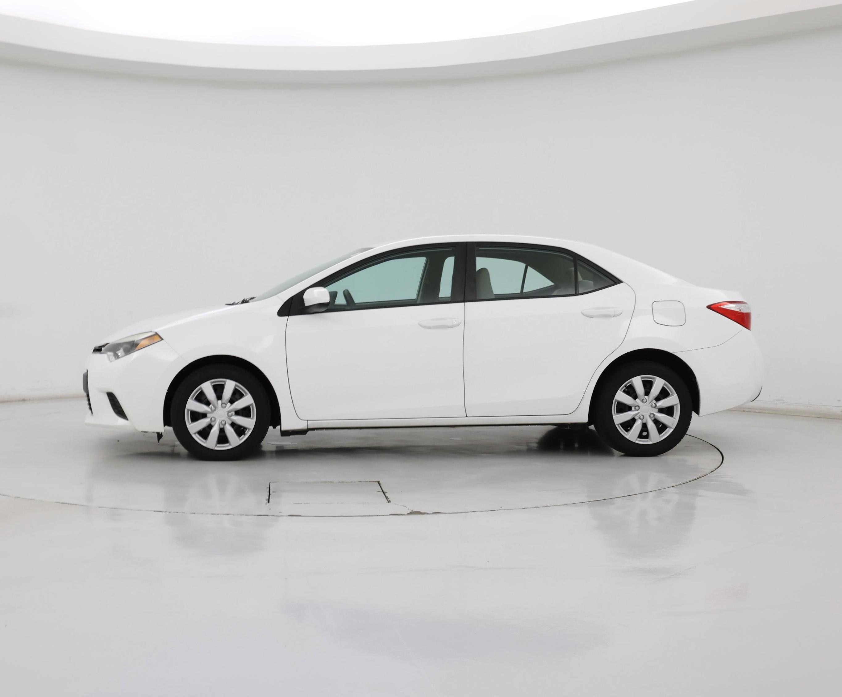 Thumbnail: 2014 Toyota Corolla - 3