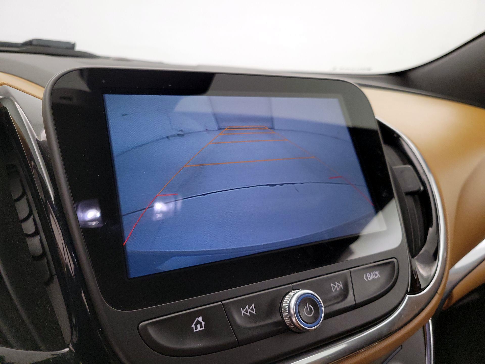 Thumbnail: 2016 Chevrolet Volt - 14