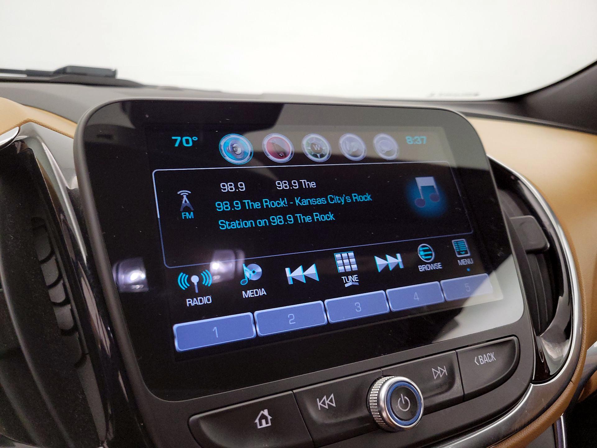 Thumbnail: 2016 Chevrolet Volt - 15