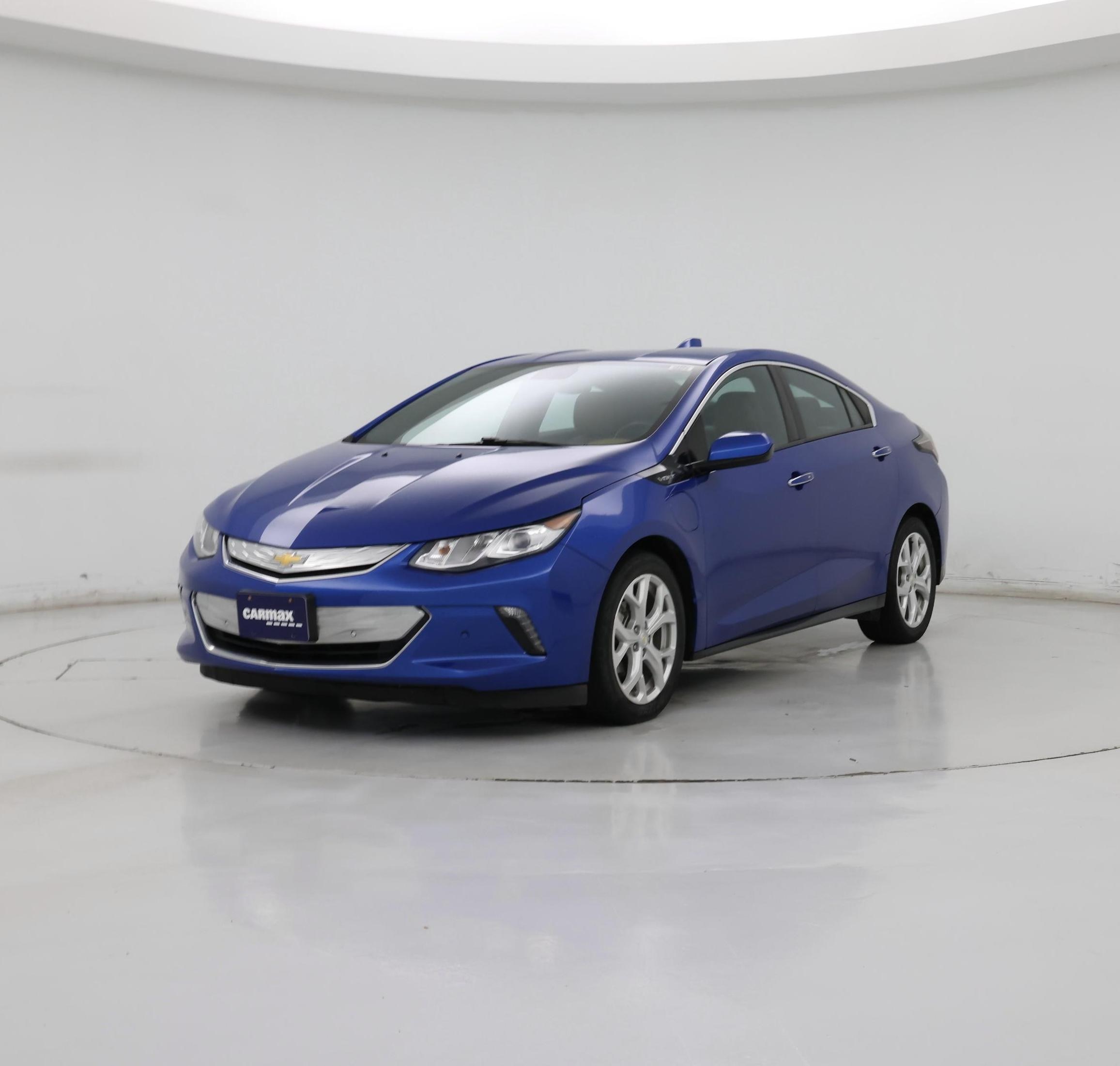 Thumbnail: 2016 Chevrolet Volt - 4