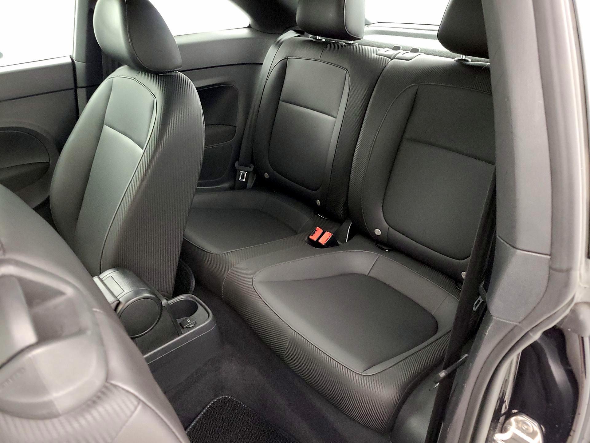 Thumbnail: 2016 Volkswagen Beetle - 18