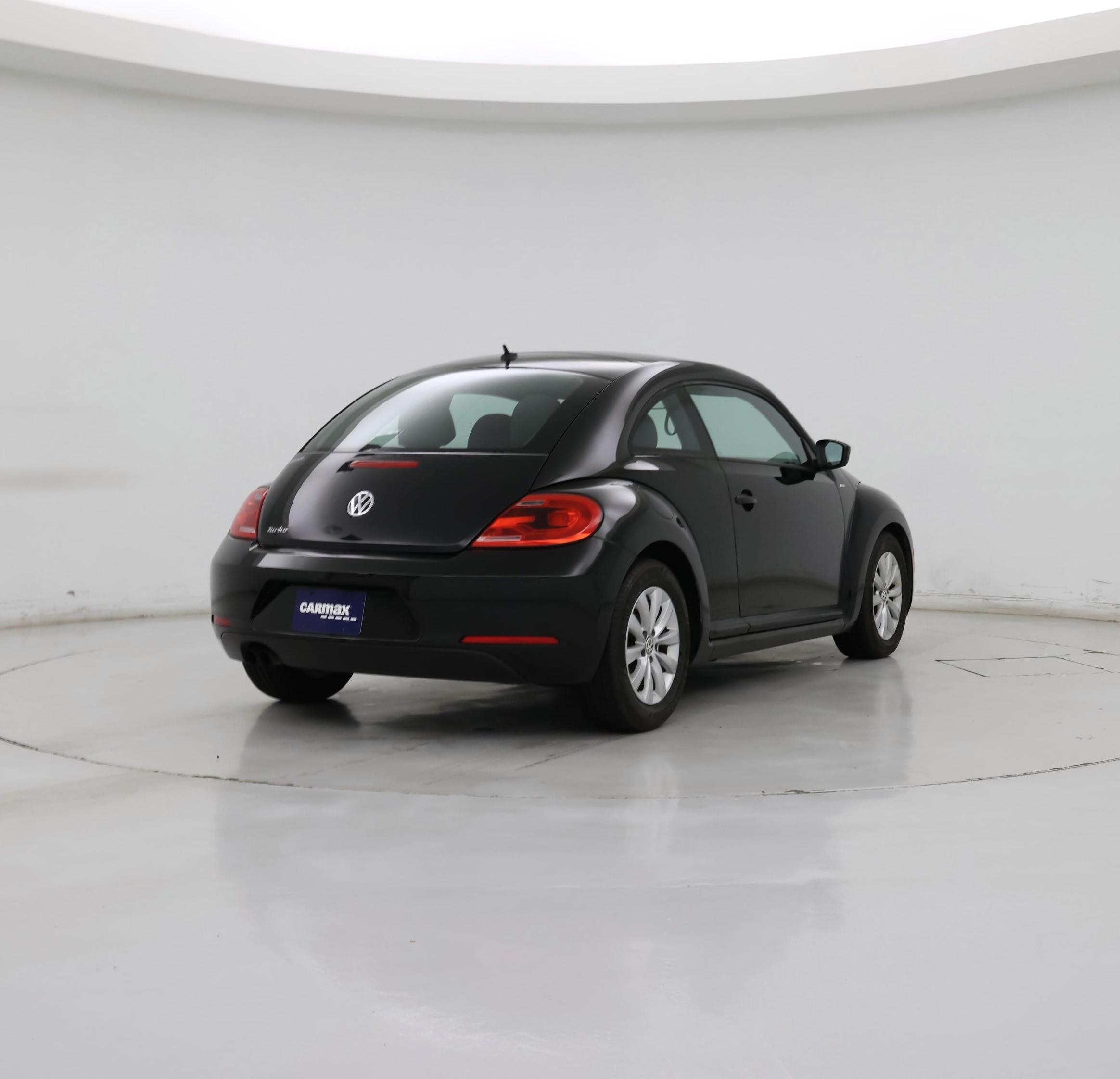 Thumbnail: 2016 Volkswagen Beetle - 8