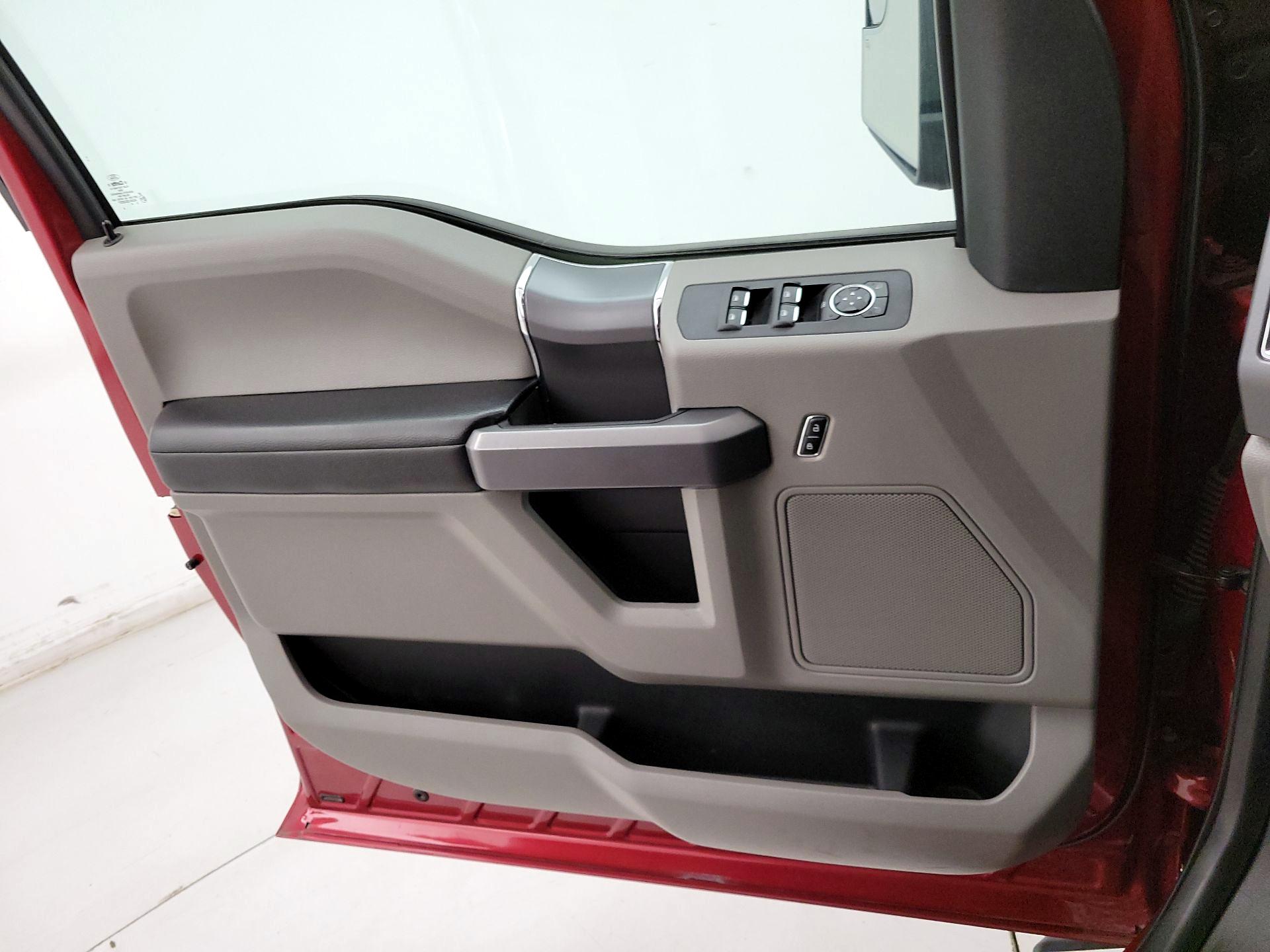 Thumbnail: 2015 Ford F-150 - 12