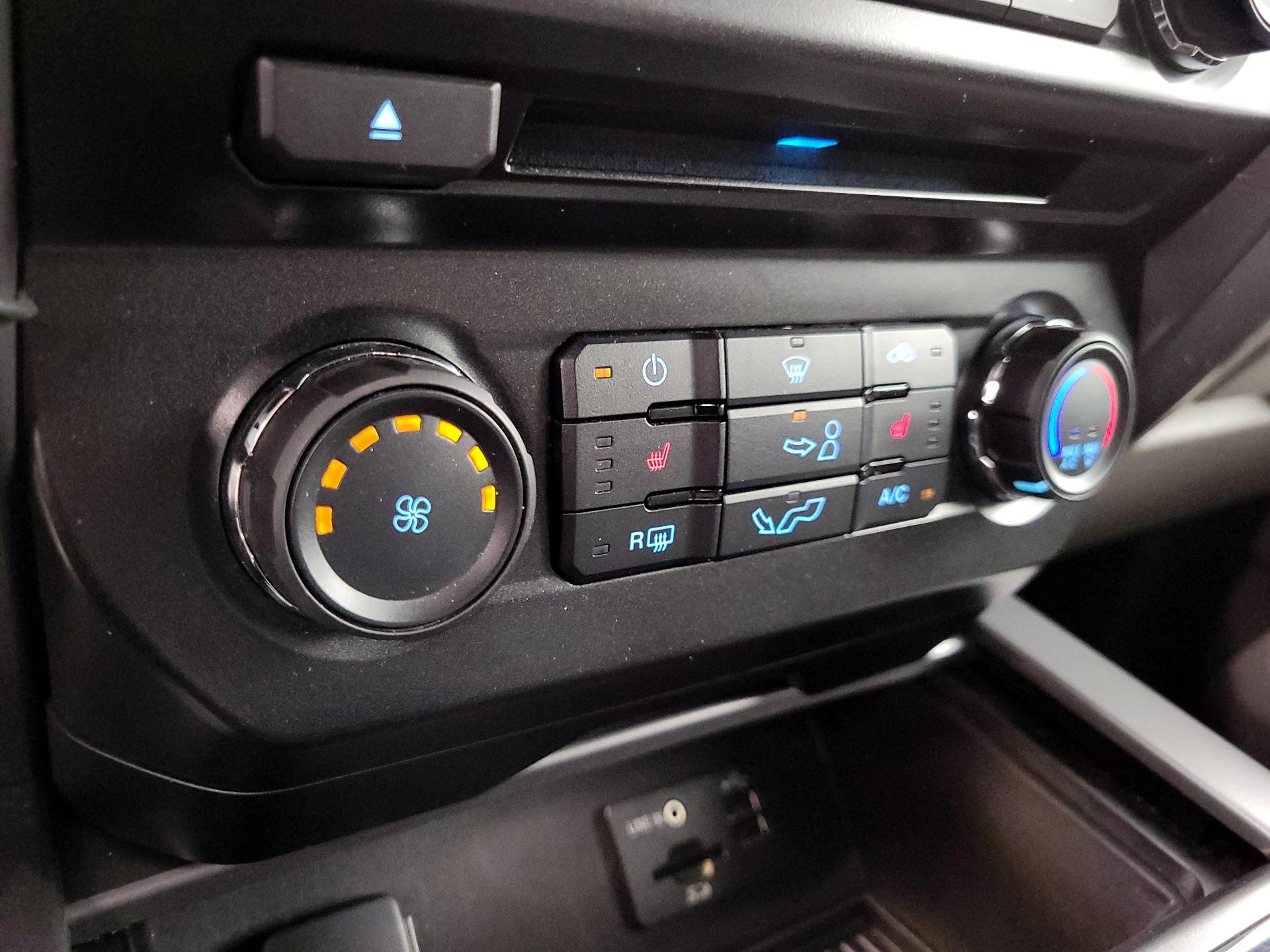 Thumbnail: 2015 Ford F-150 - 16