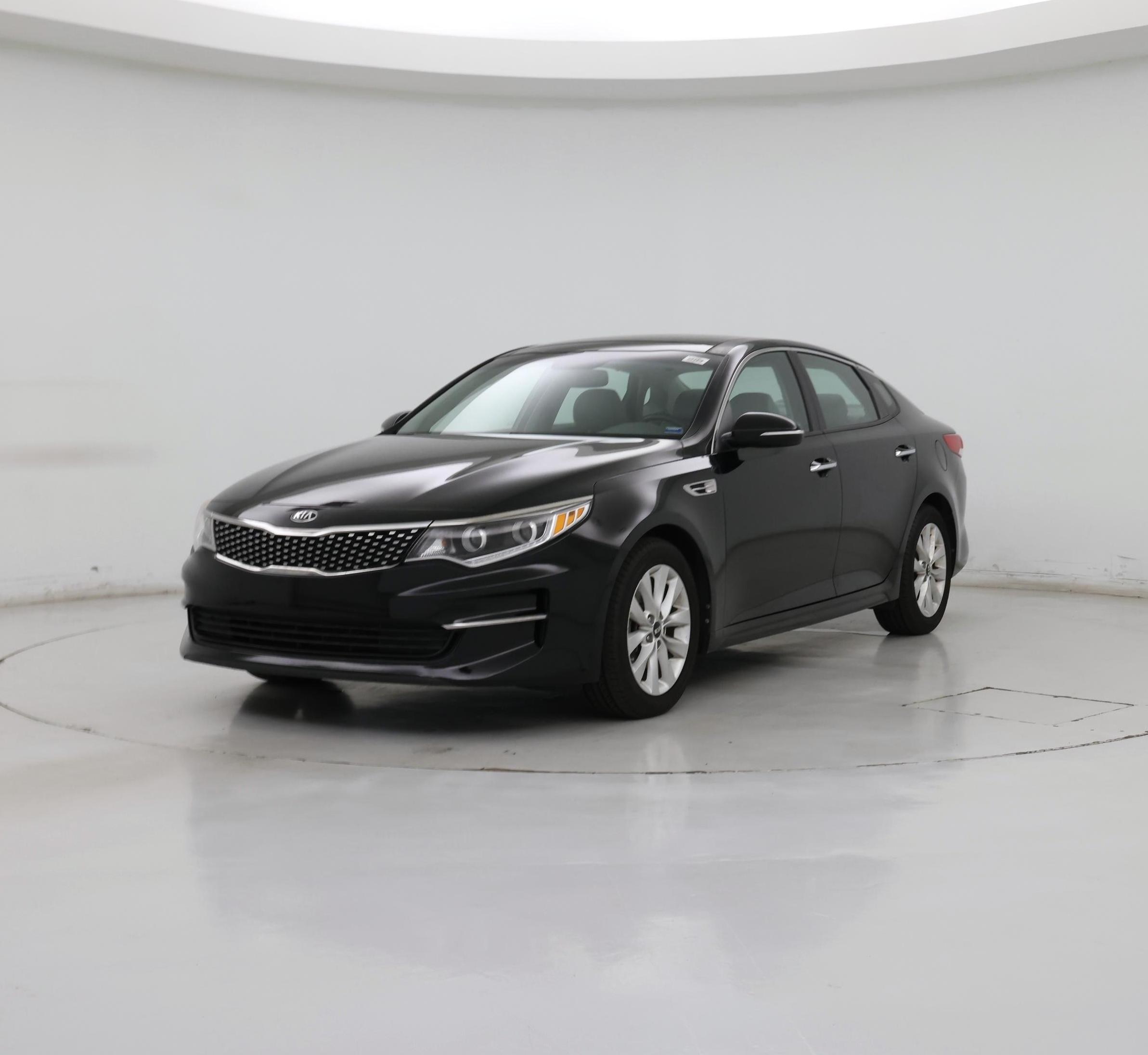Thumbnail: 2016 Kia Optima - 4