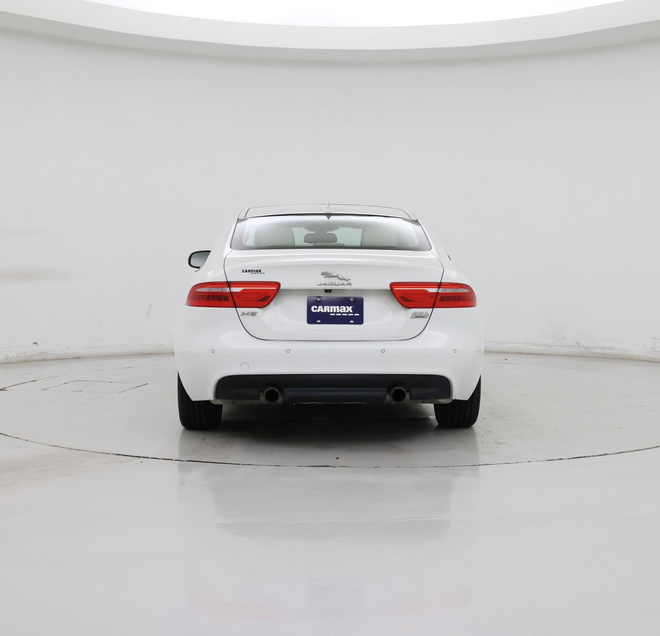 Thumbnail: 2018 Jaguar XE - 6