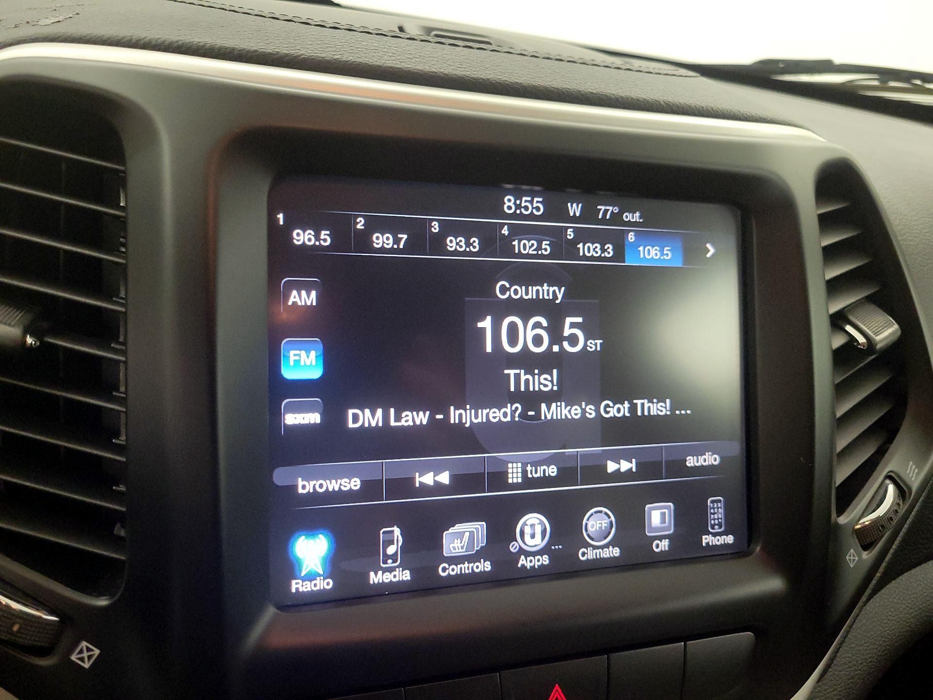 Thumbnail: 2015 Jeep Cherokee - 15