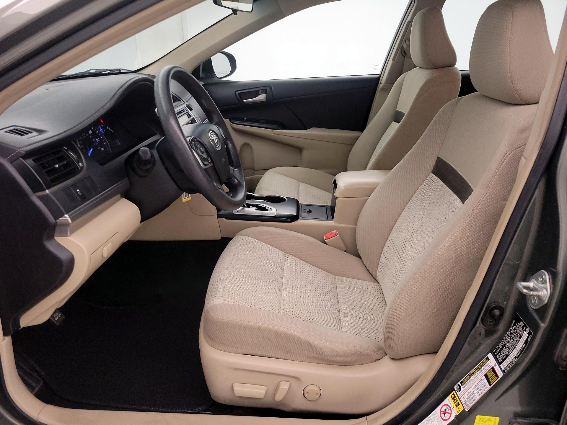 Thumbnail: 2014 Toyota Camry - 11