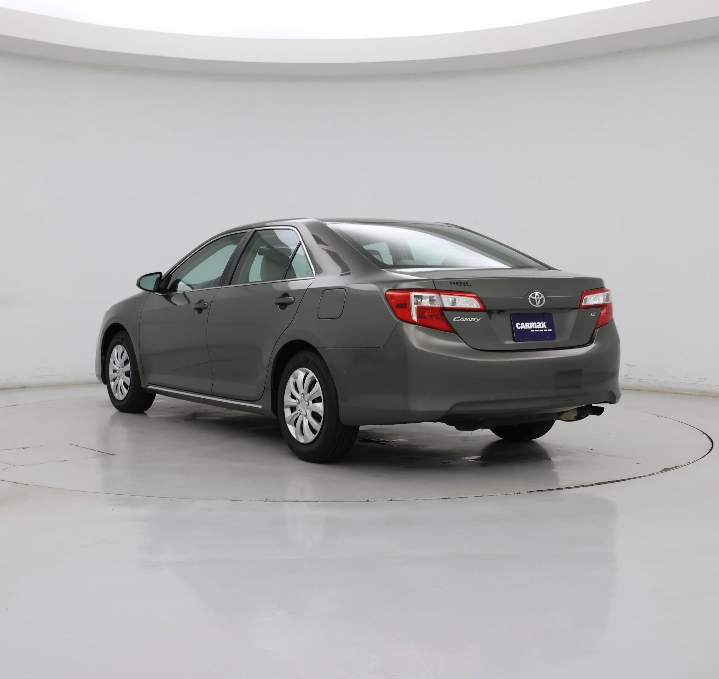 Thumbnail: 2014 Toyota Camry - 2